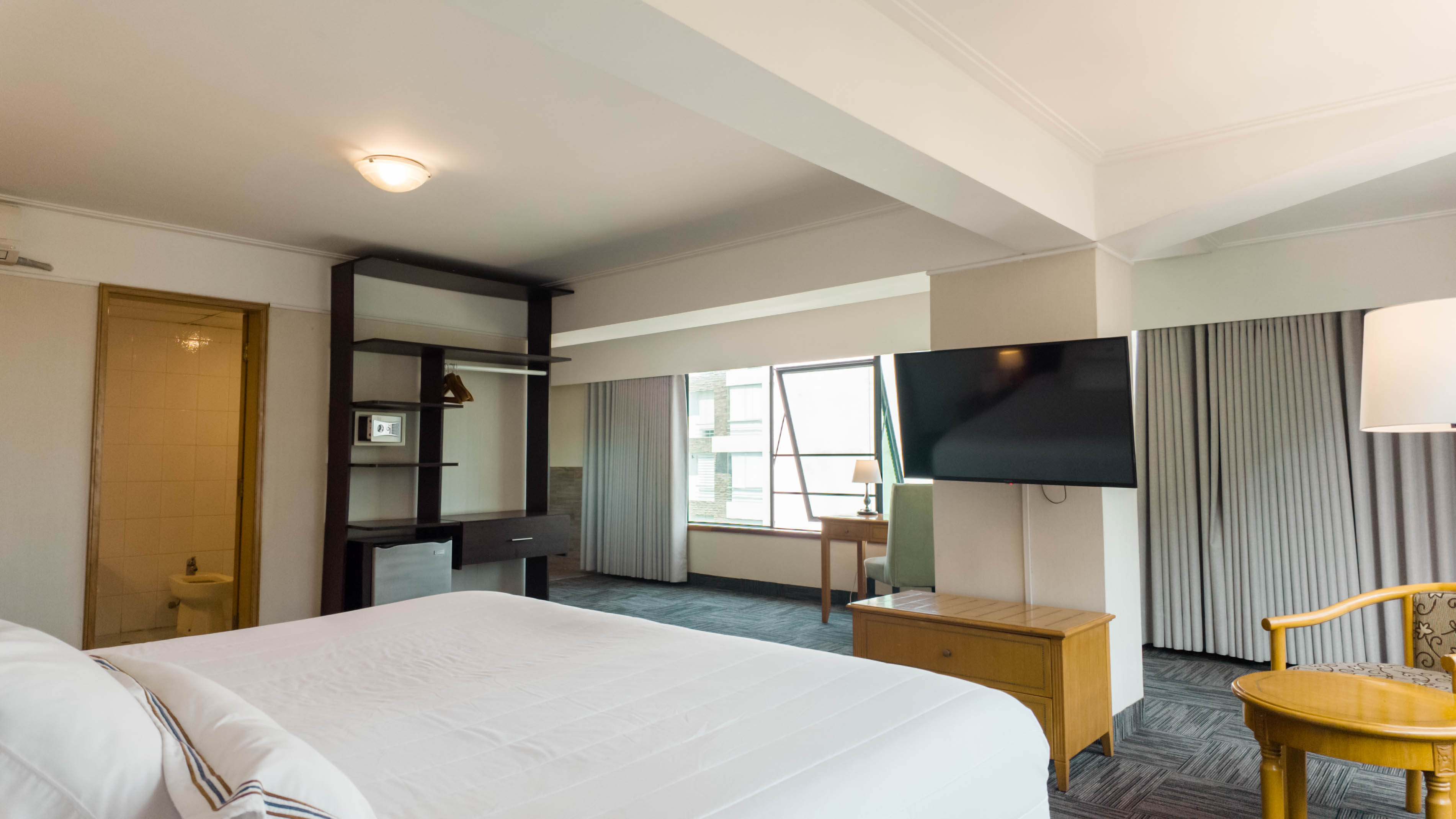 Double Queen Size Bed