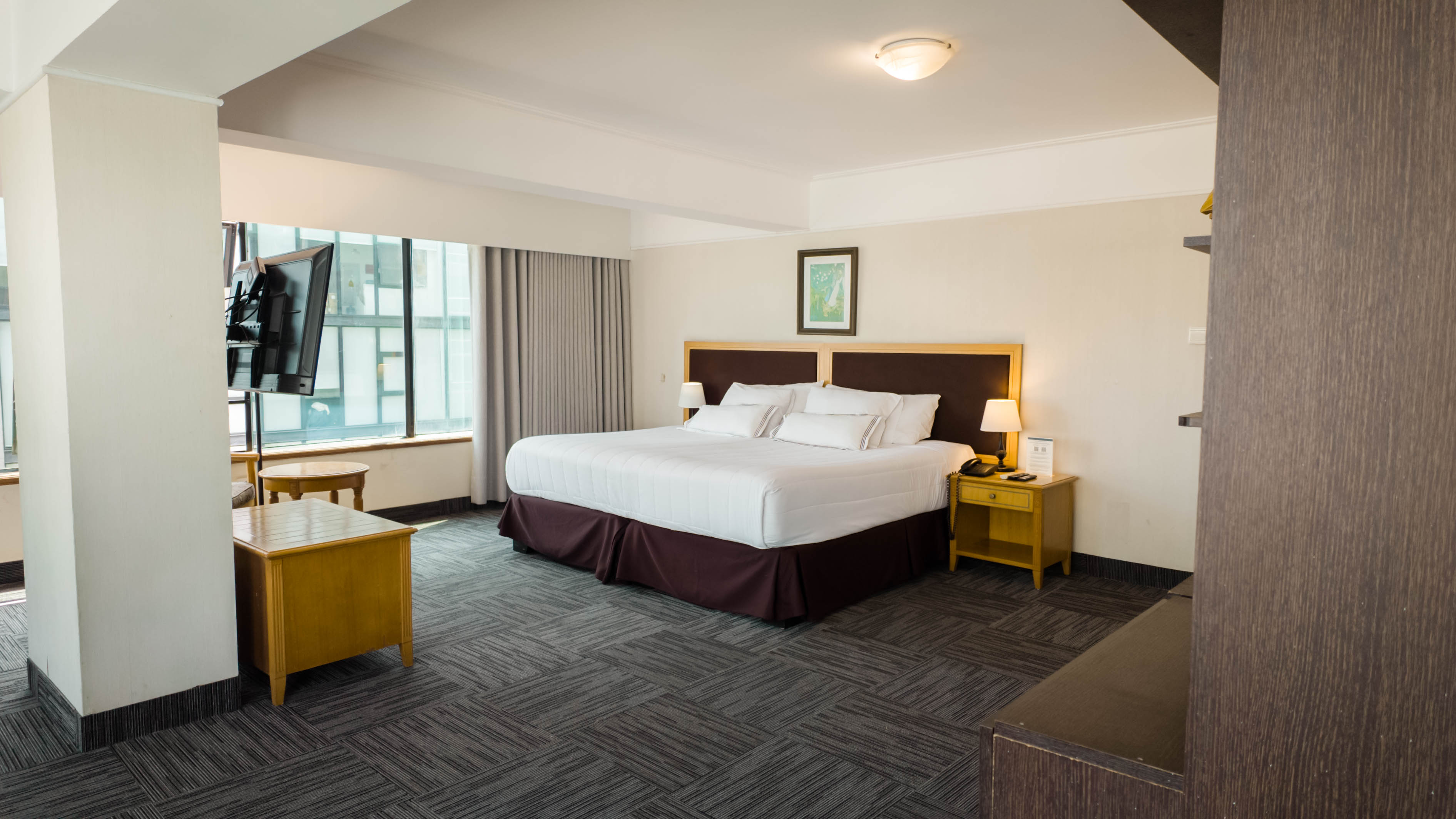 Double Queen Size Bed