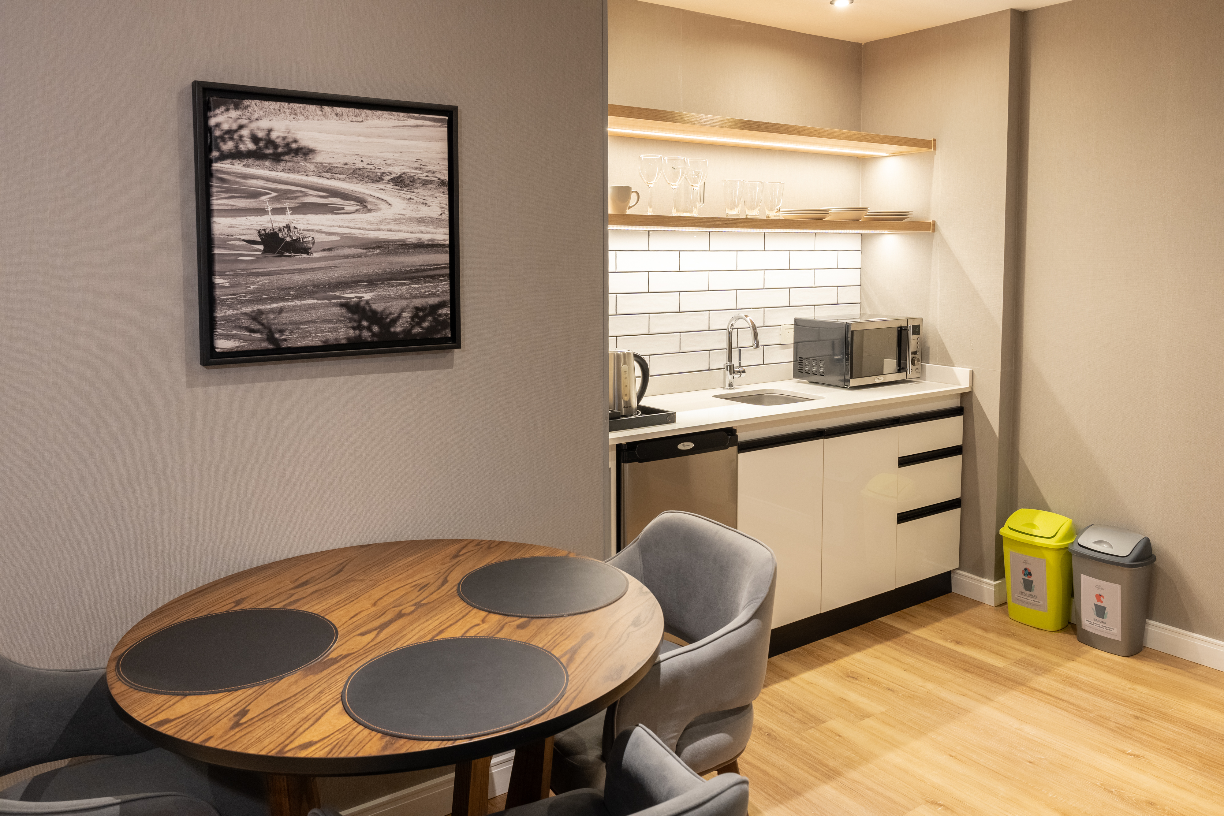 Apartment Capacity 3