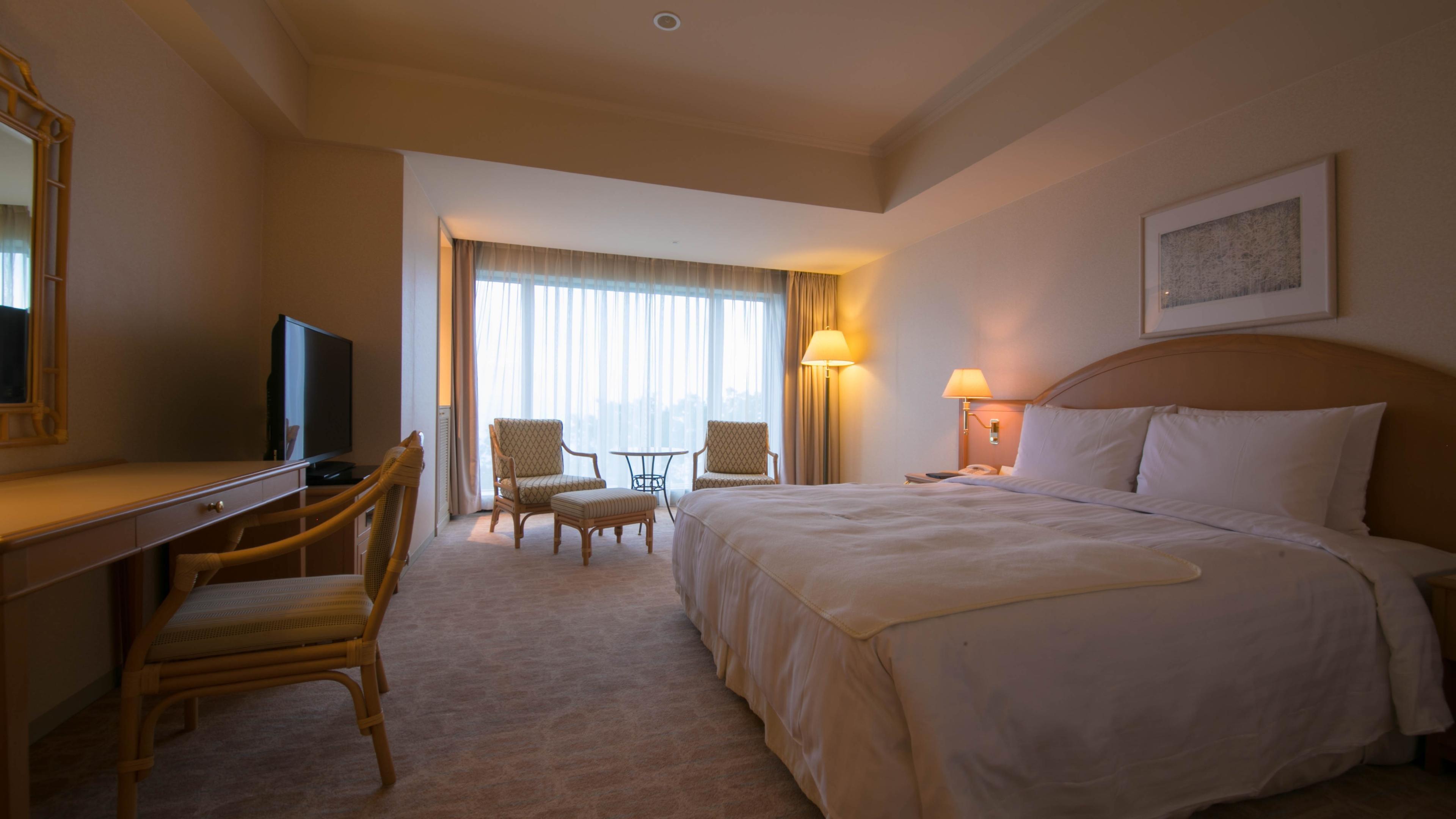 Double Premium Queen Bed