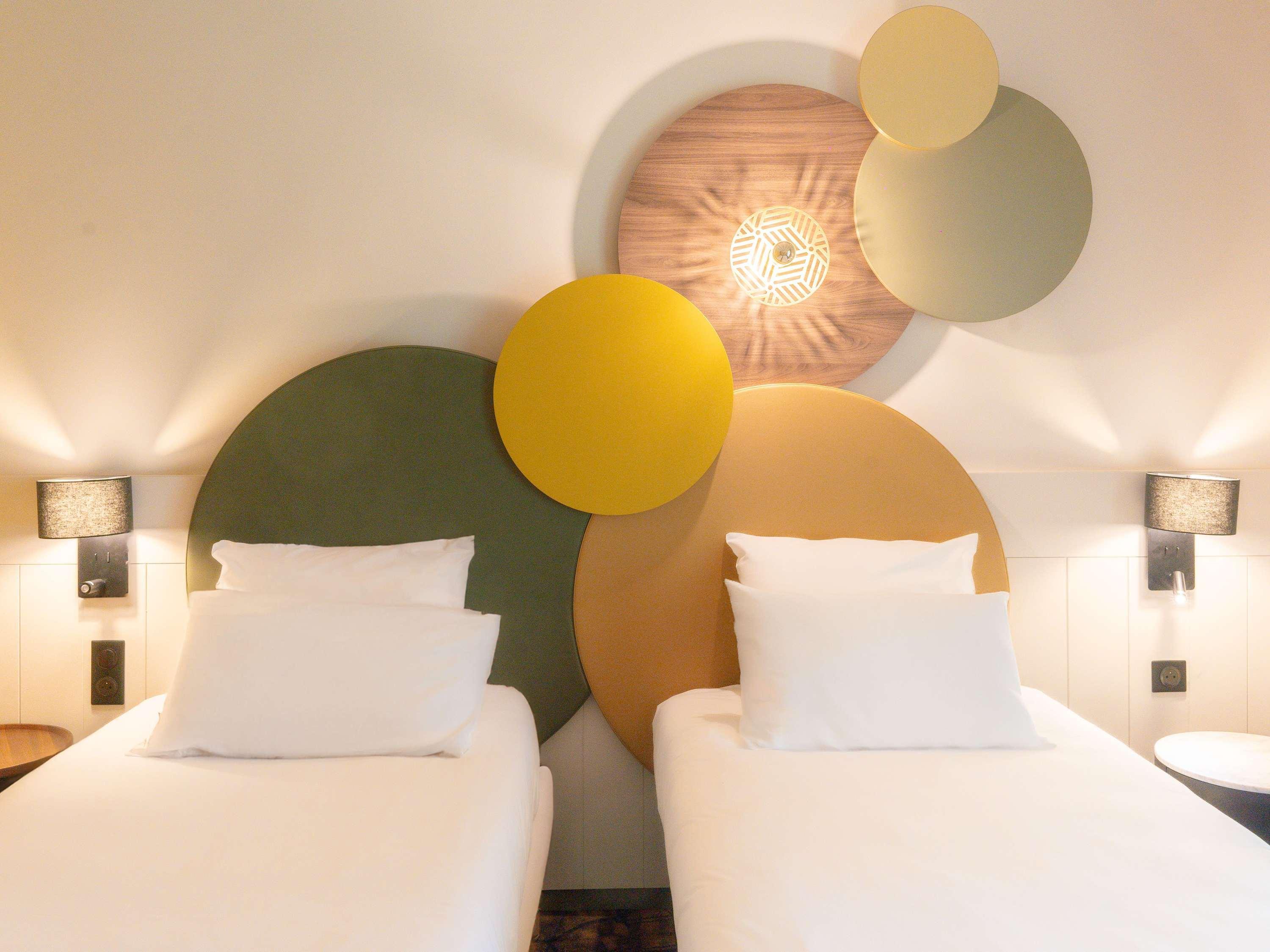 Double Classic Double Bed