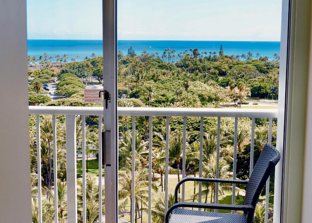 Room Ocean View King Bed