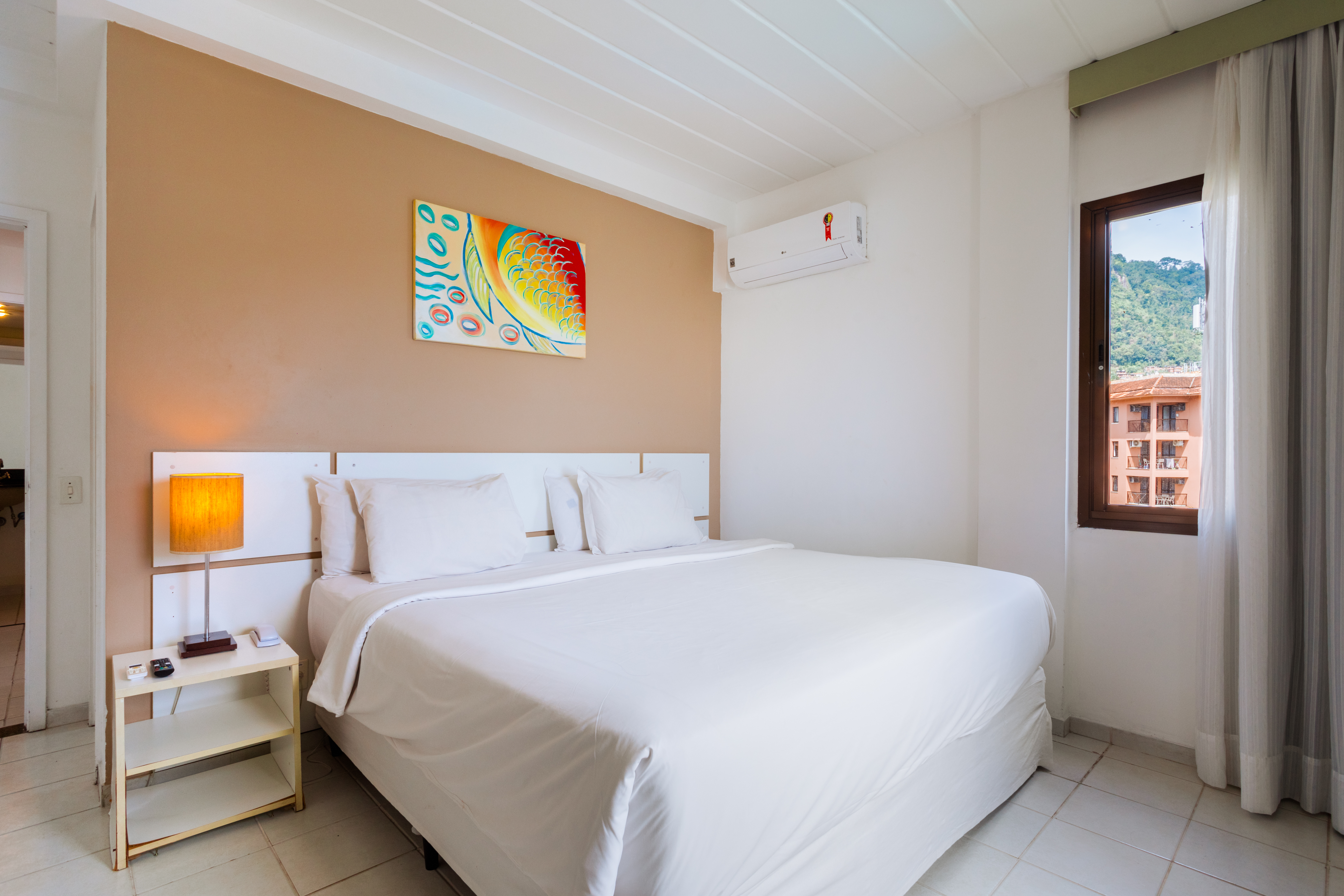 Family Room Capacity 2