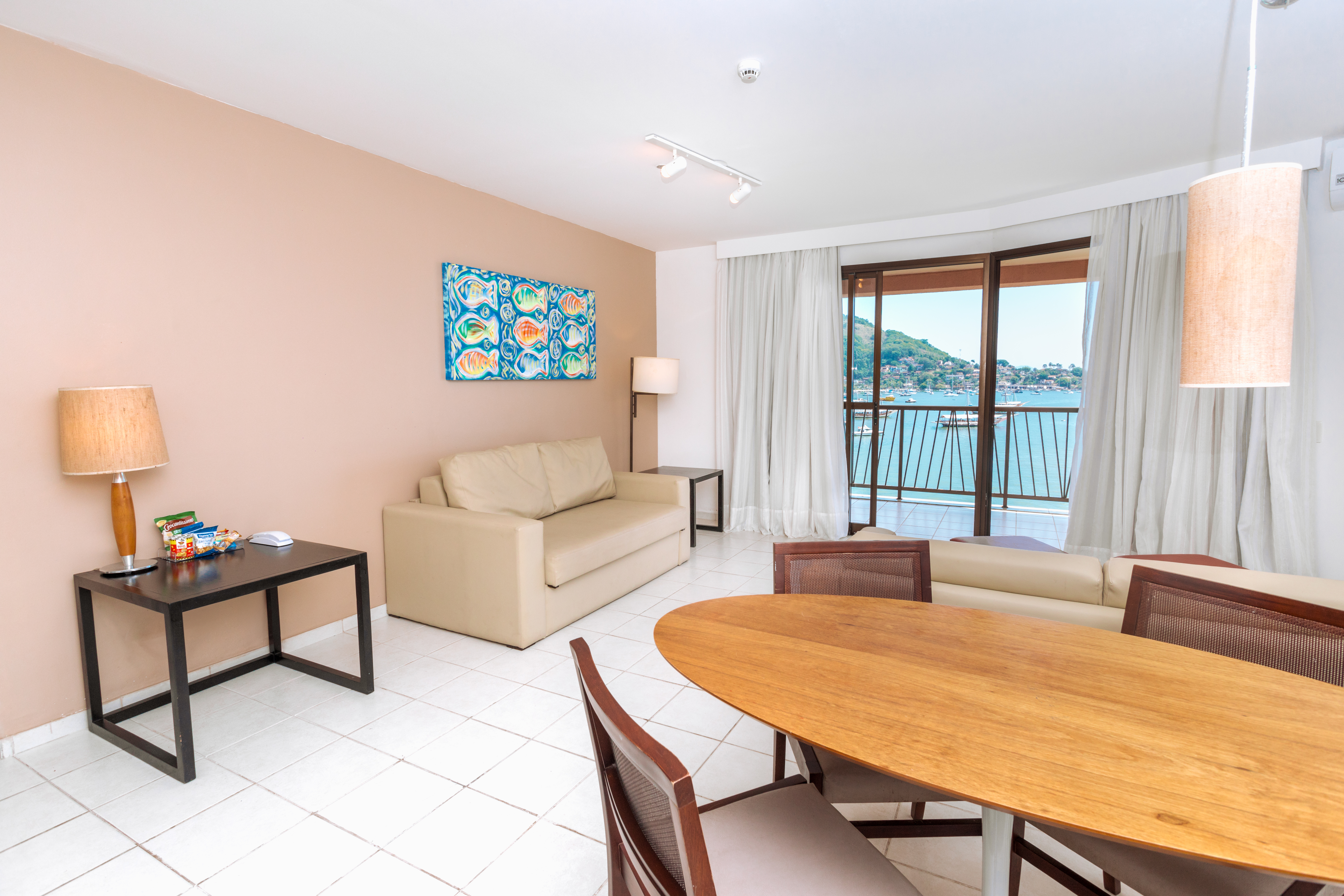 Family Room Capacity 3