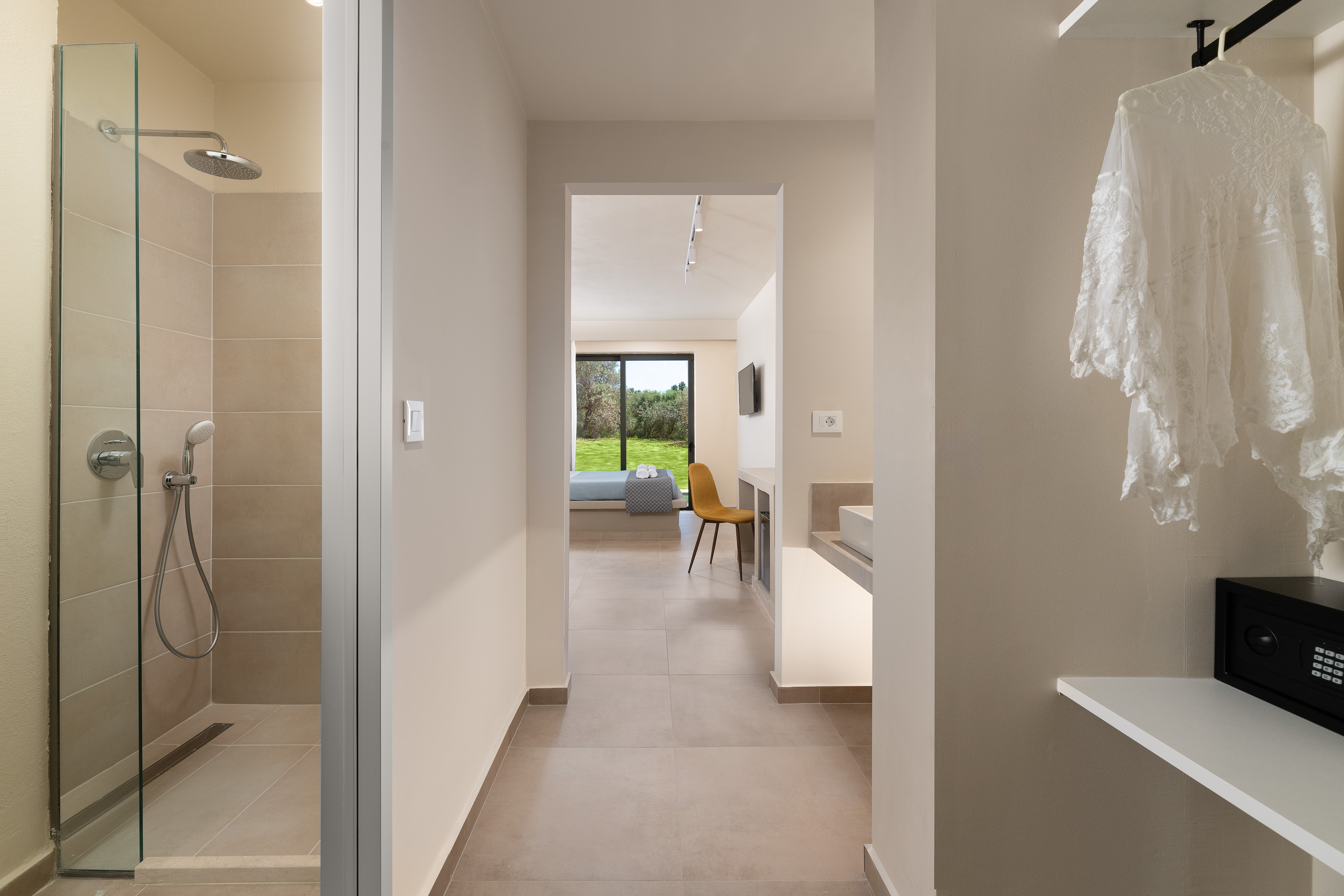 Double Deluxe Superior