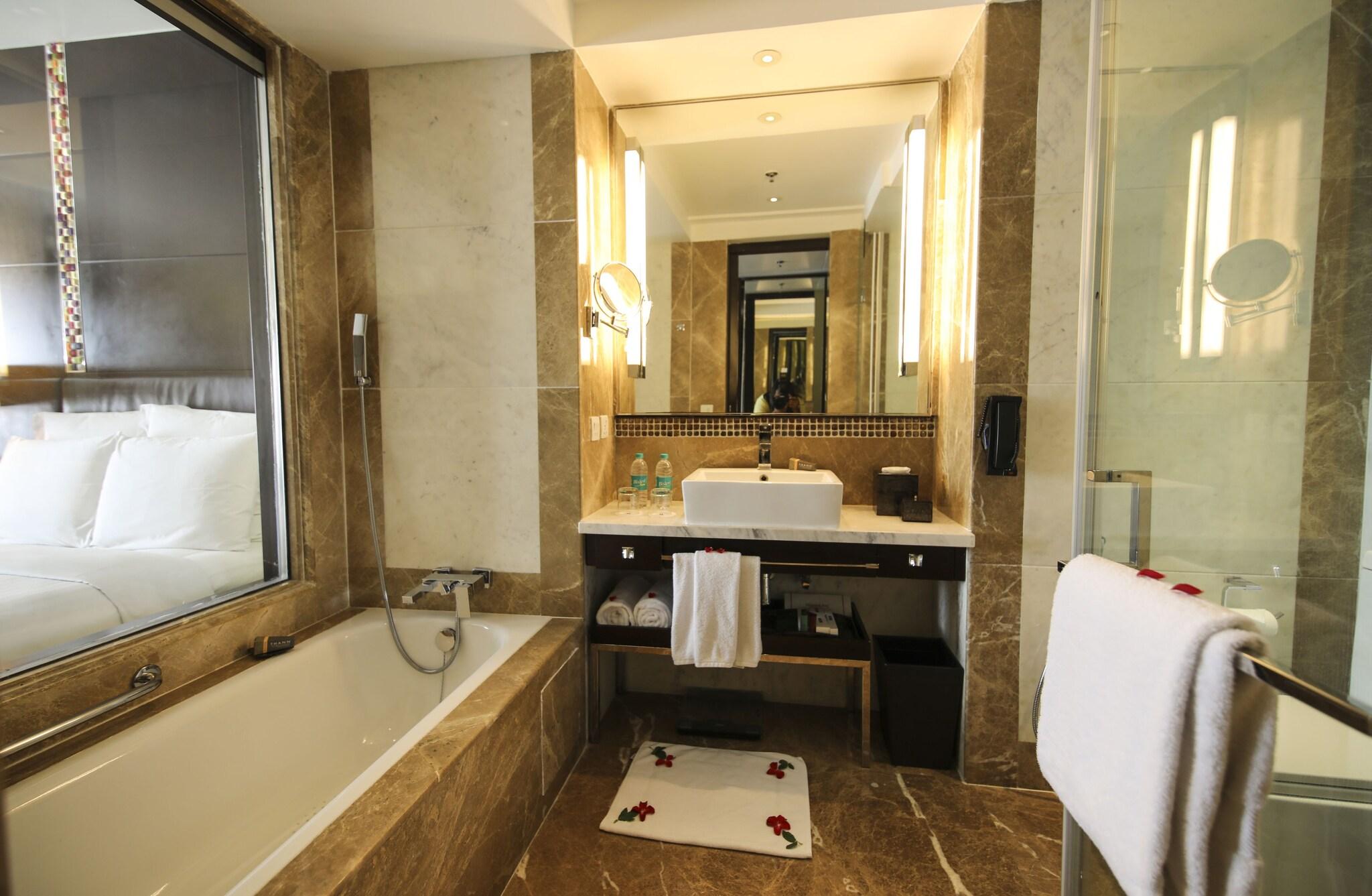 Double Executive King Bed