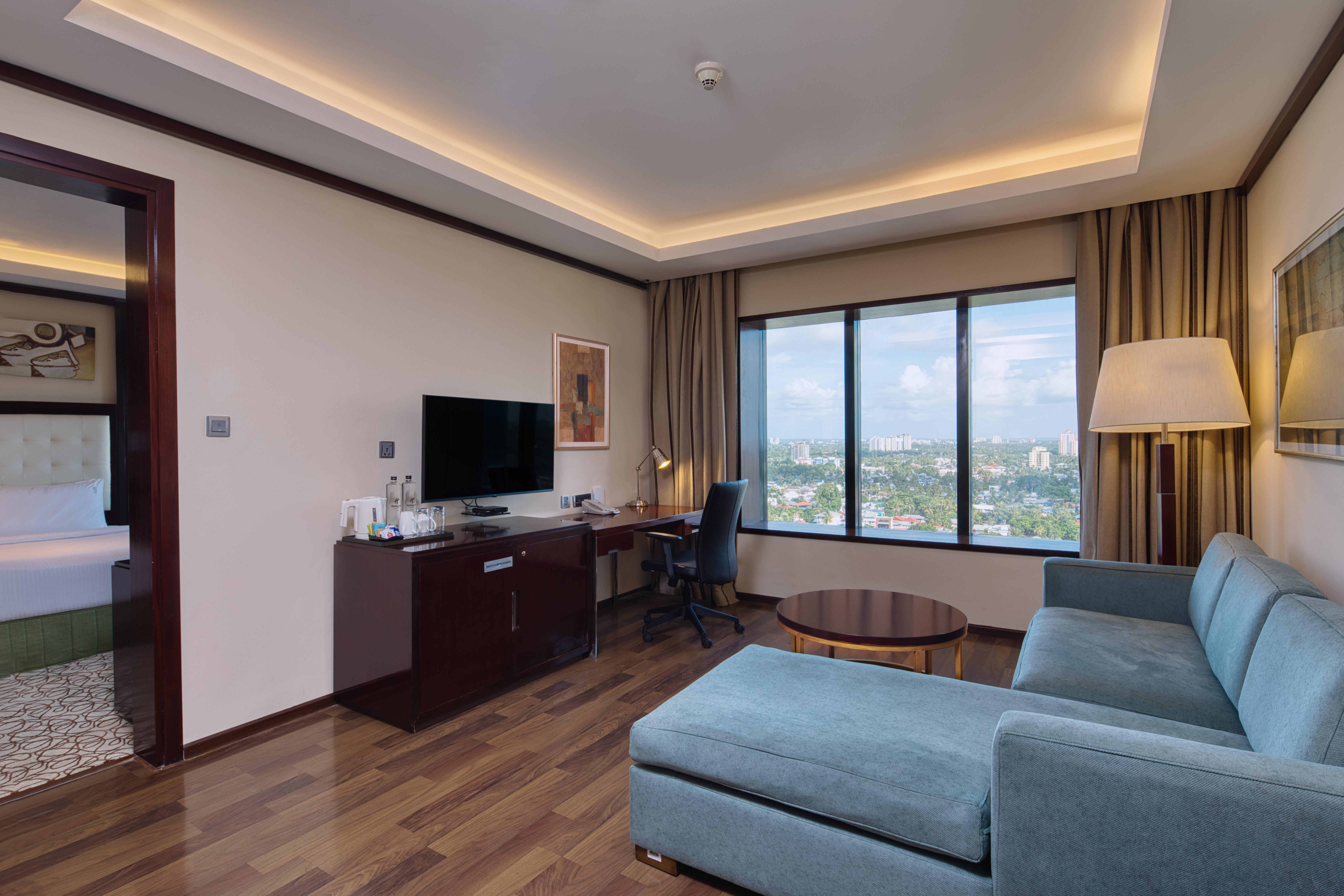 Double King Bed One Bedroom 