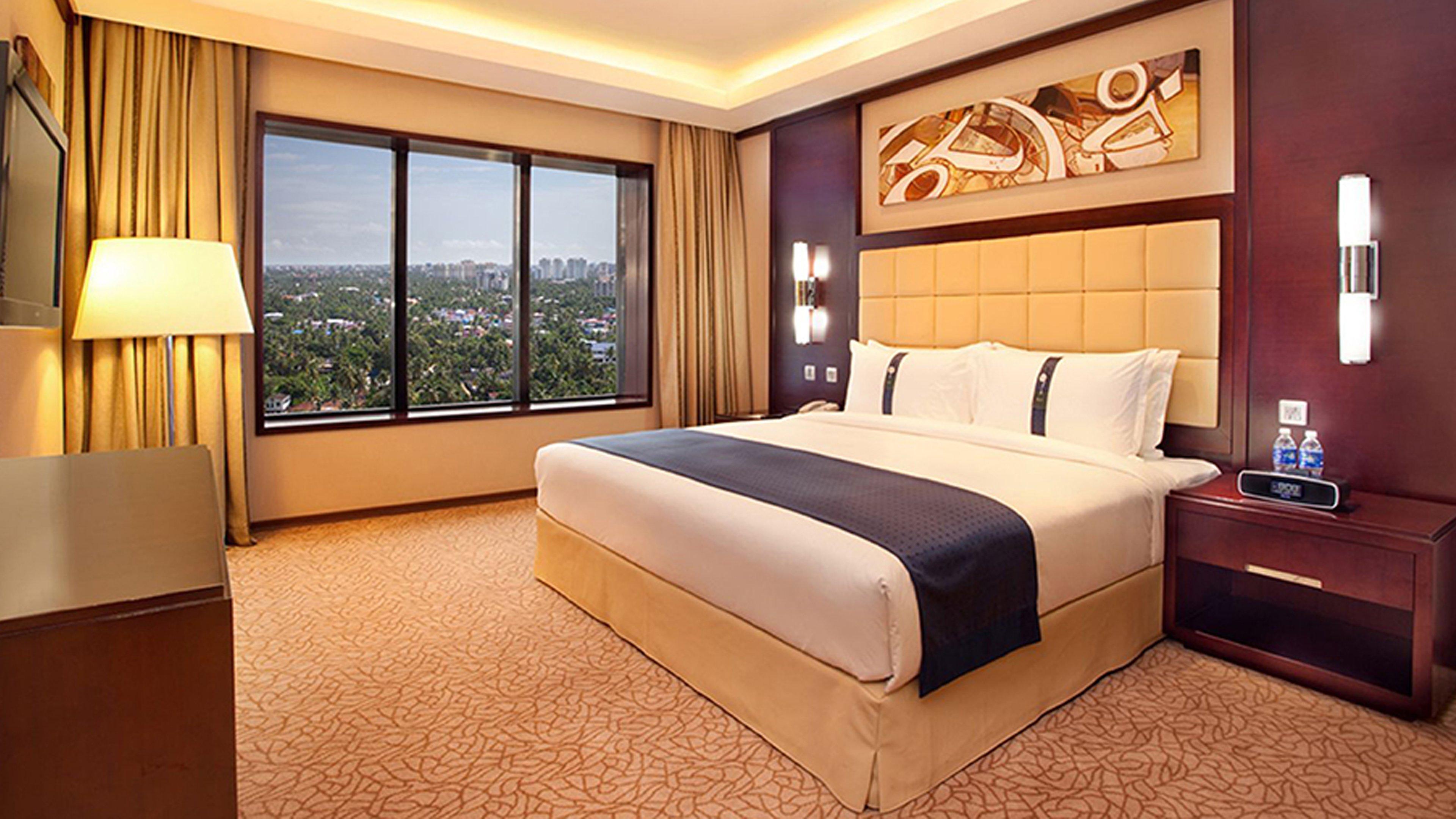 Double King Bed One Bedroom 