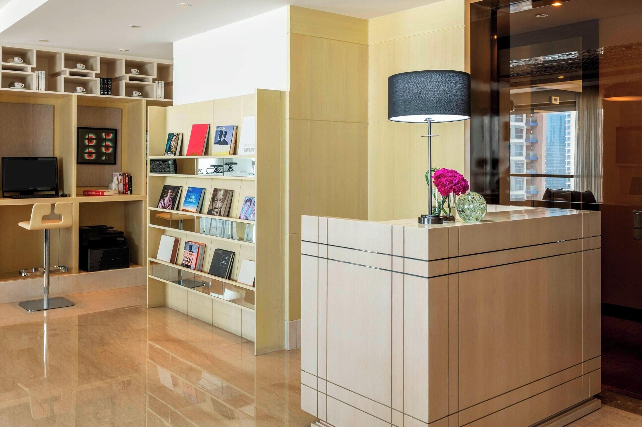 Suite King Bed One Bedroom 