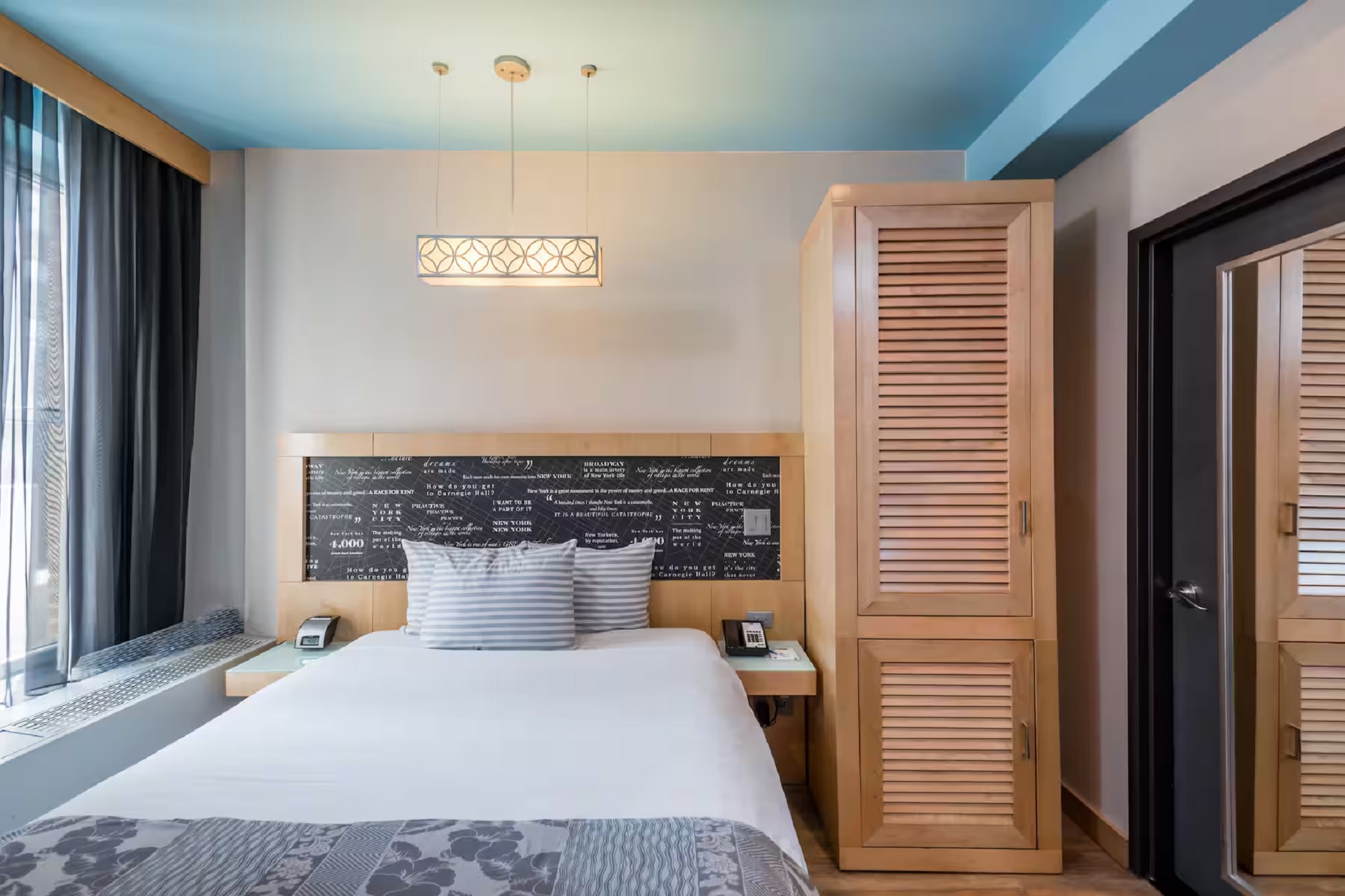 Double Queen Size Bed