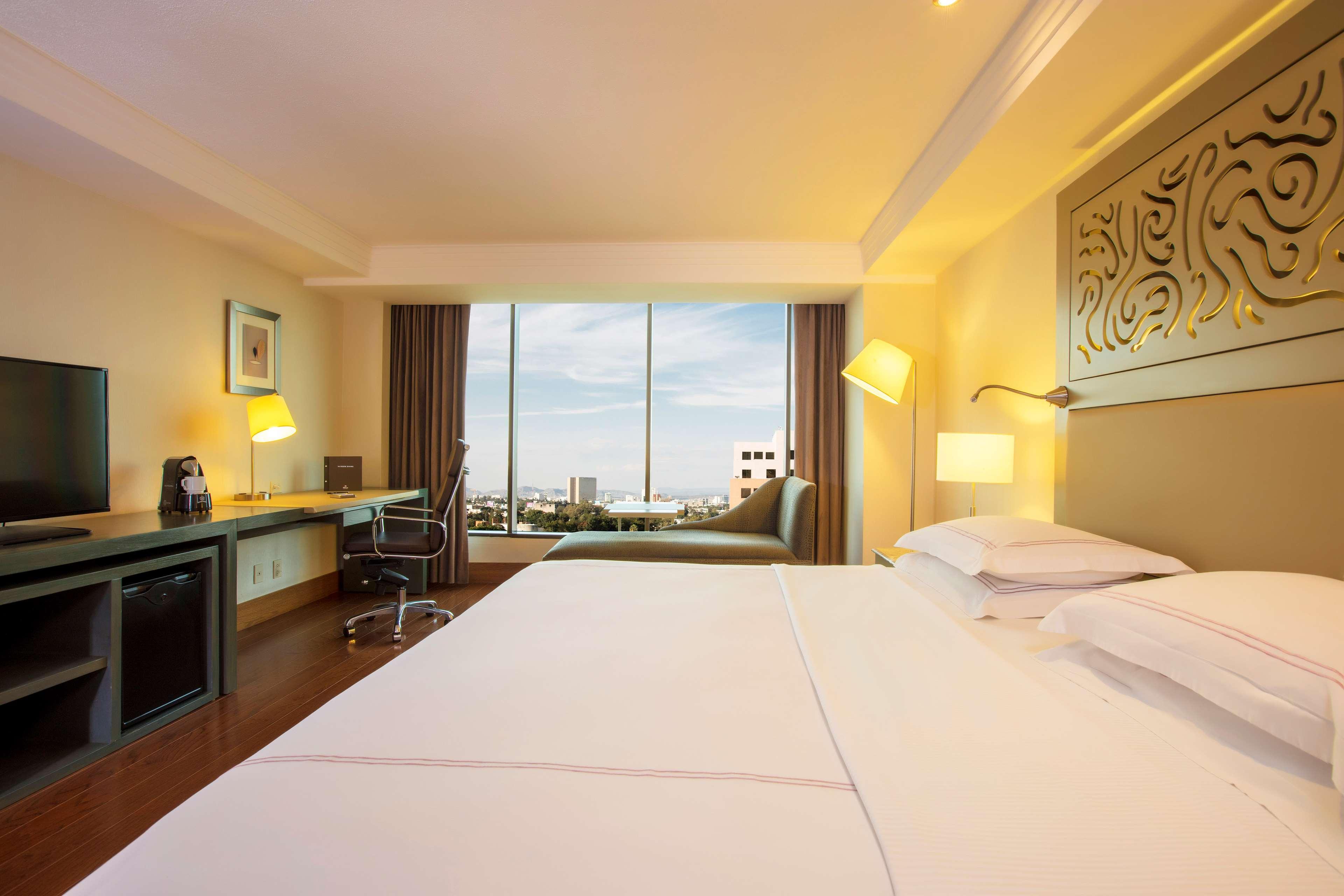 Double Executive King Bed