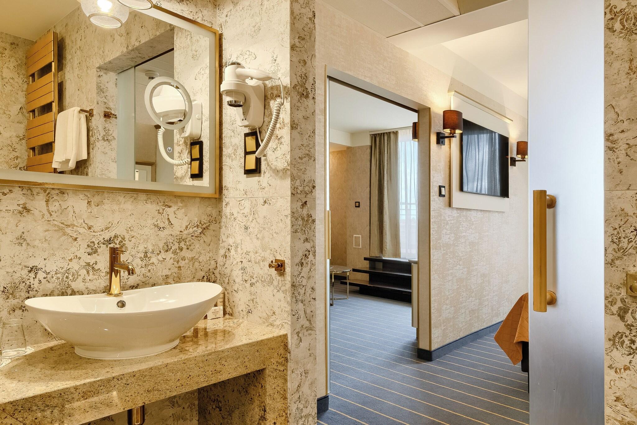 Apartment Two Double Beds