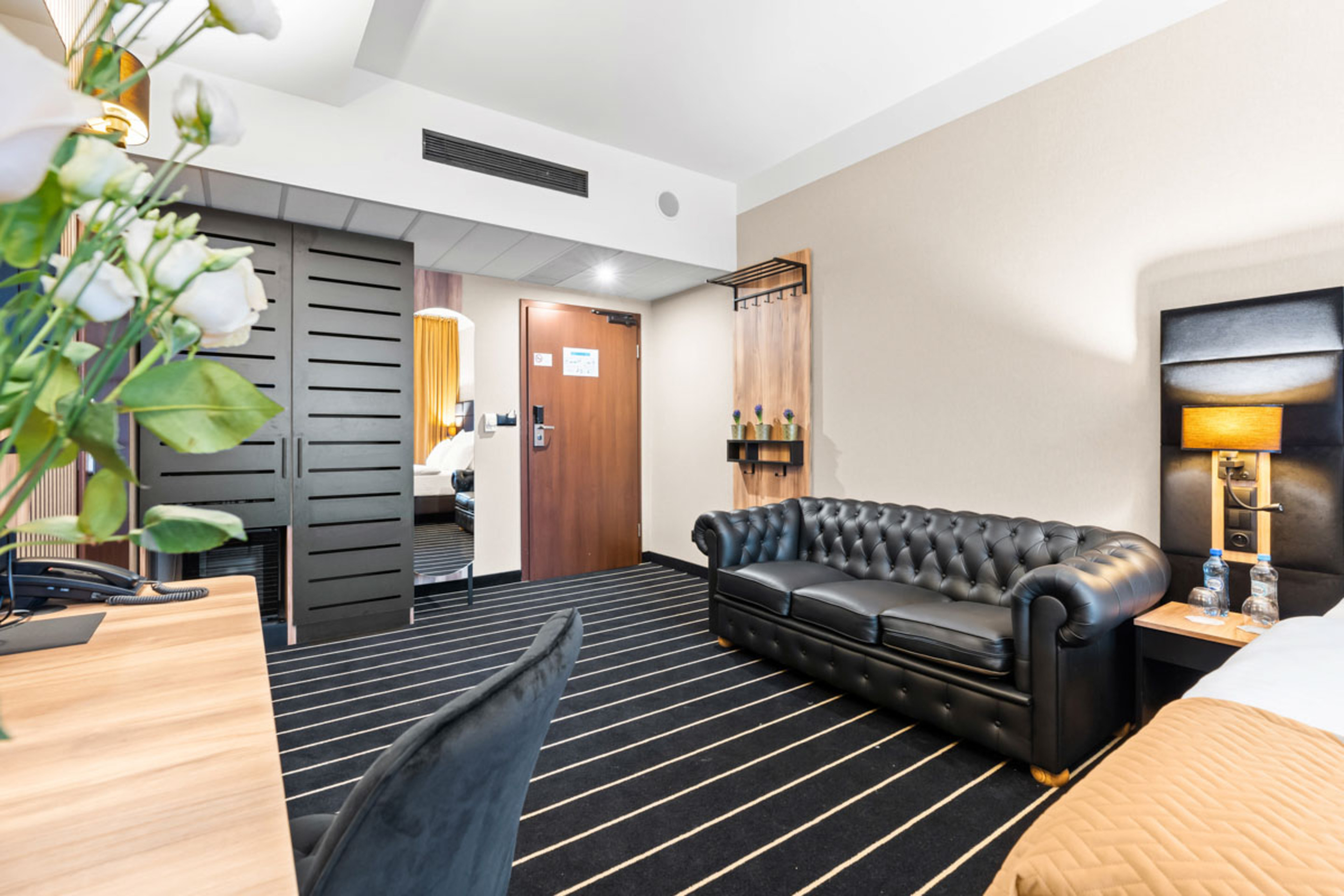 Family Room Capacity 3