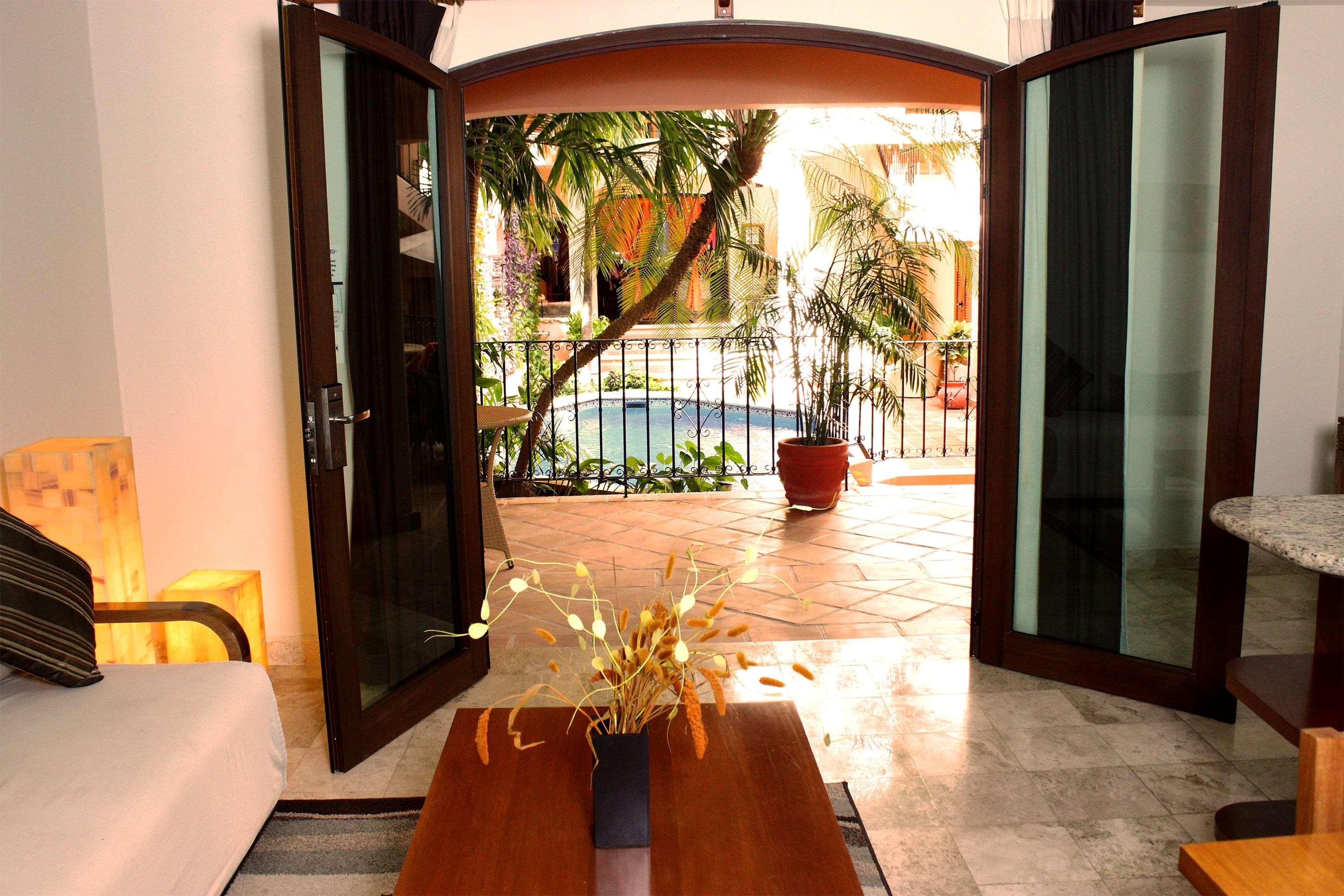 Suite King Bed One Bedroom 