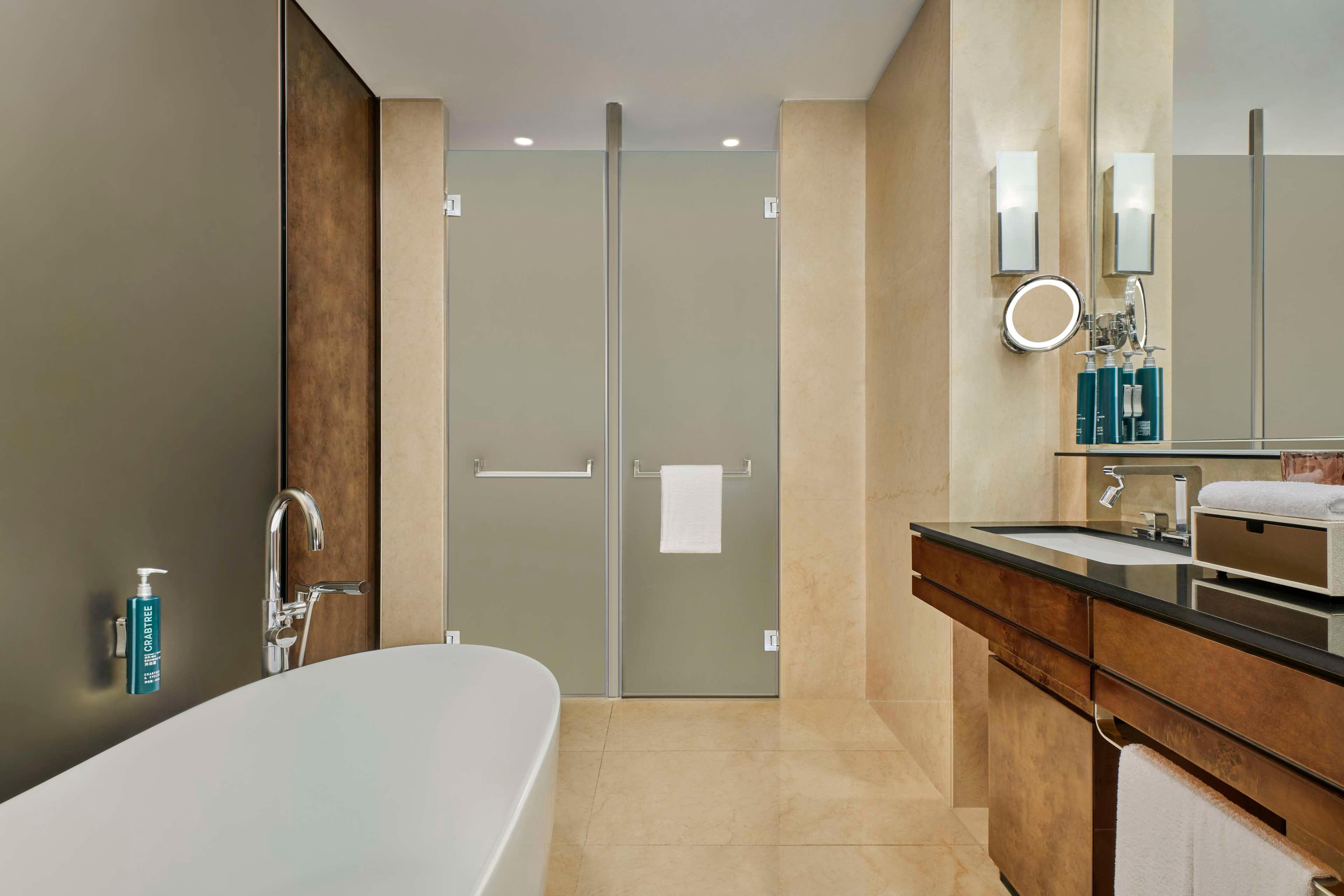 Double Executive King Bed