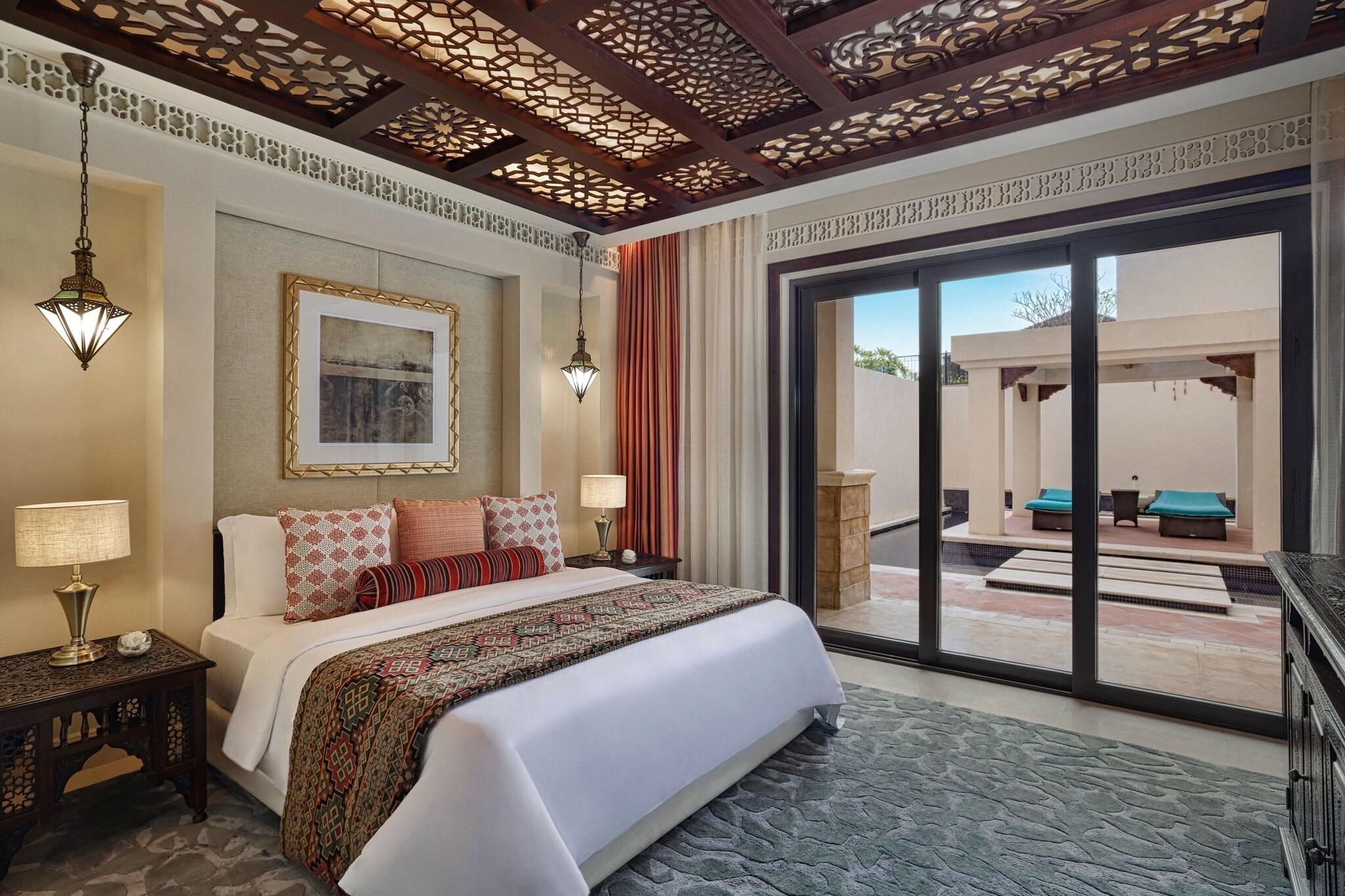 Suite Garden View King Bed