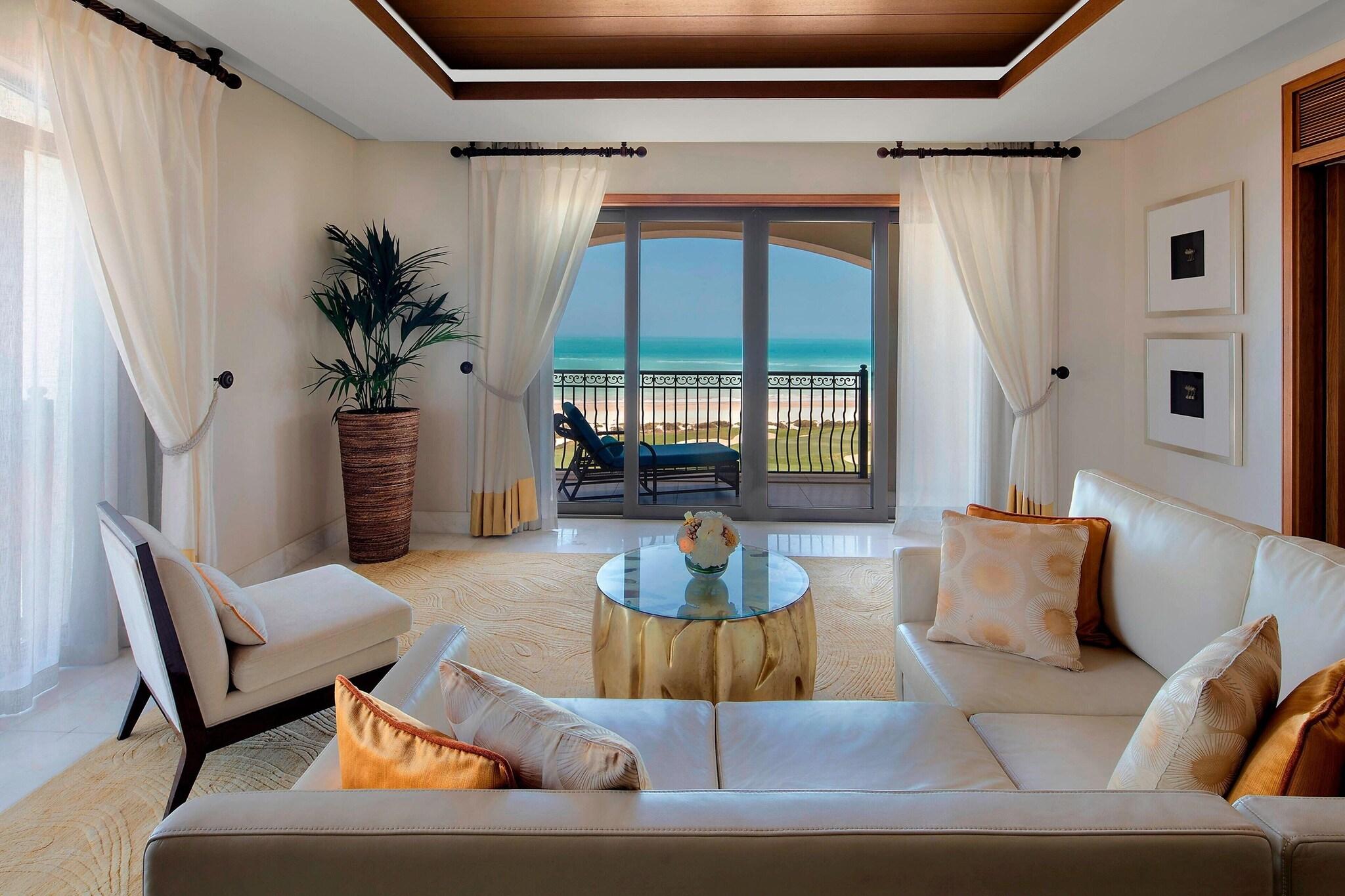 Suite Sea View King Bed