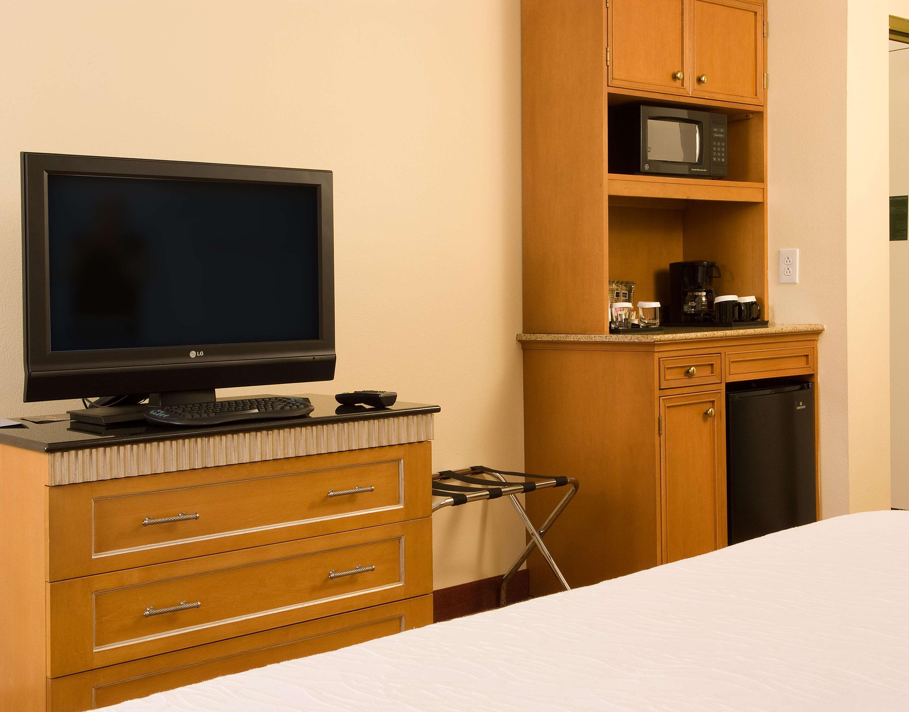 Double Two Queen Beds