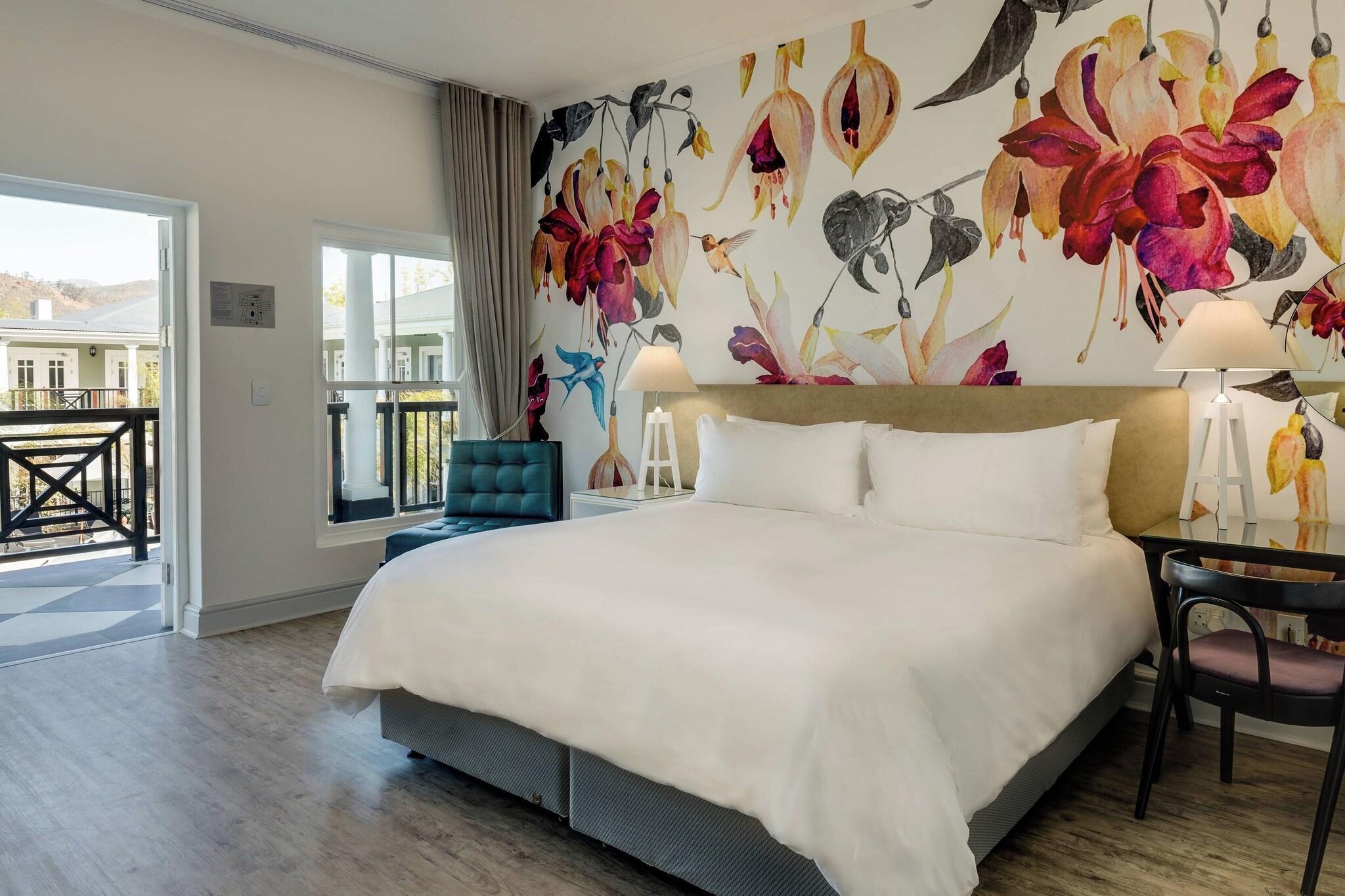 Double Deluxe King Bed