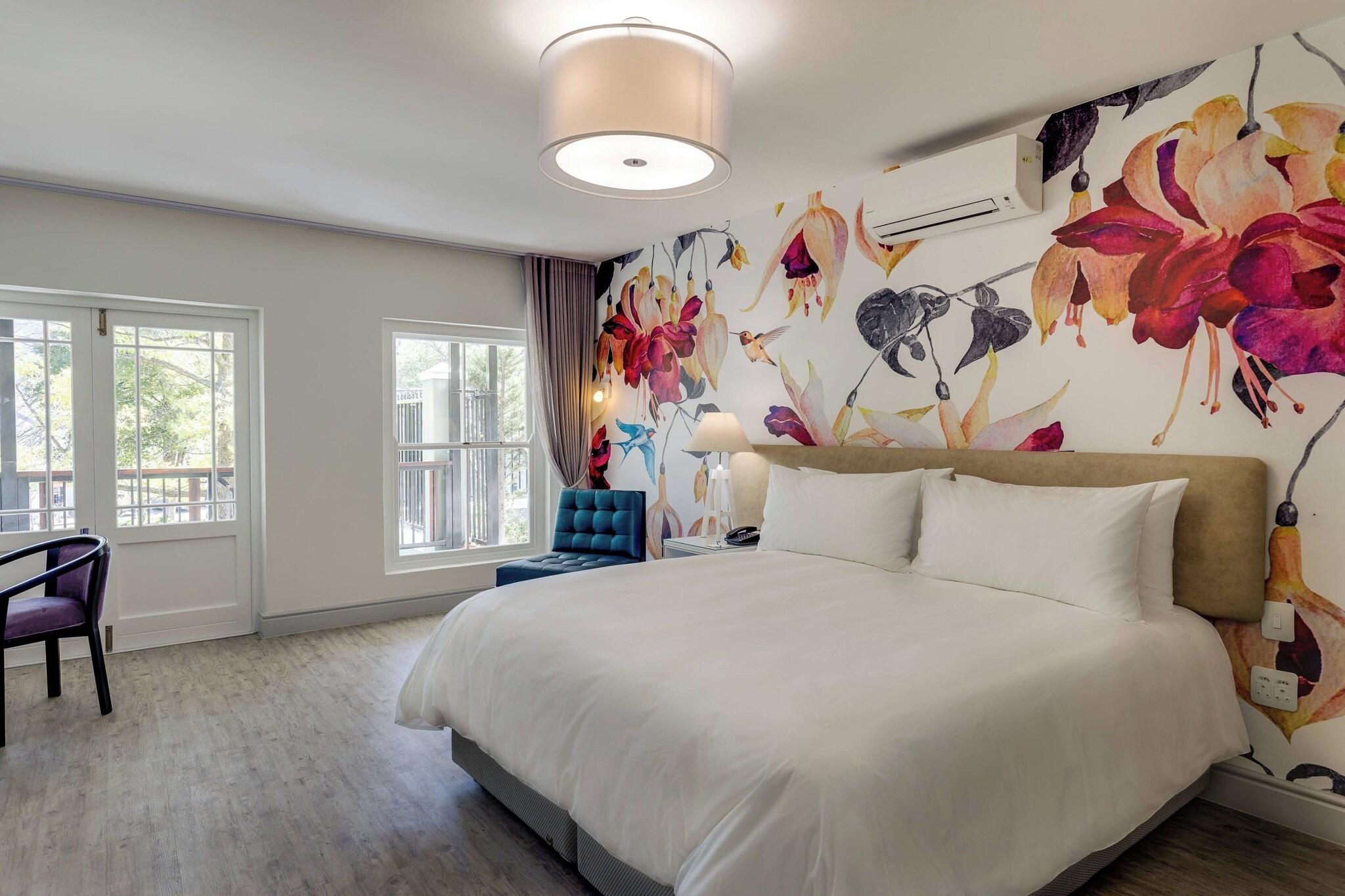 Double Deluxe King Bed