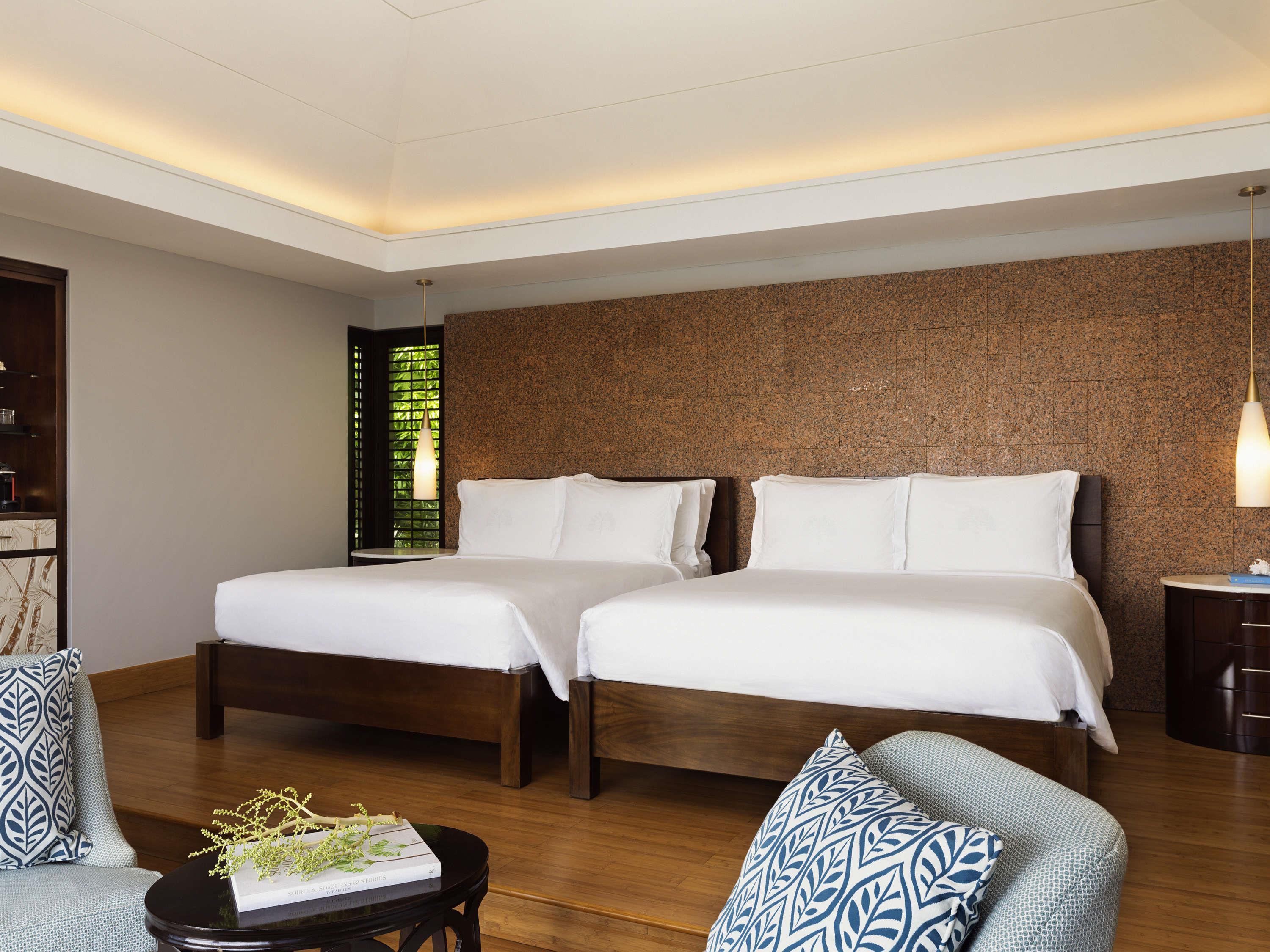 Villa Queen Size Bed