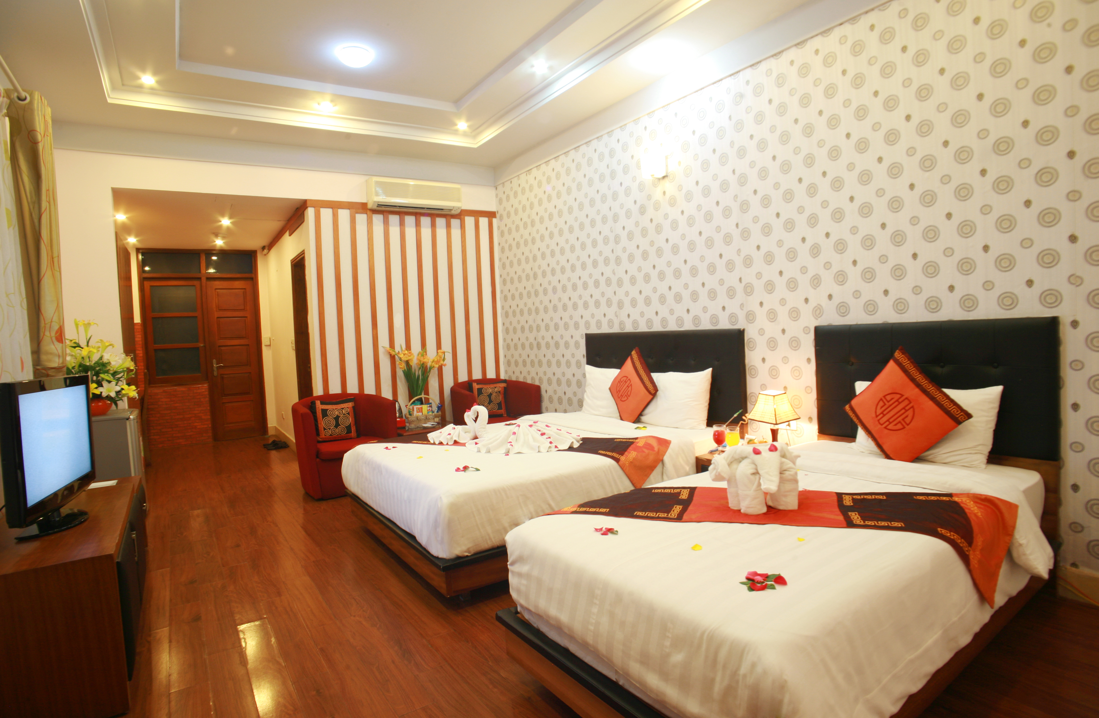 Quadruple with Views