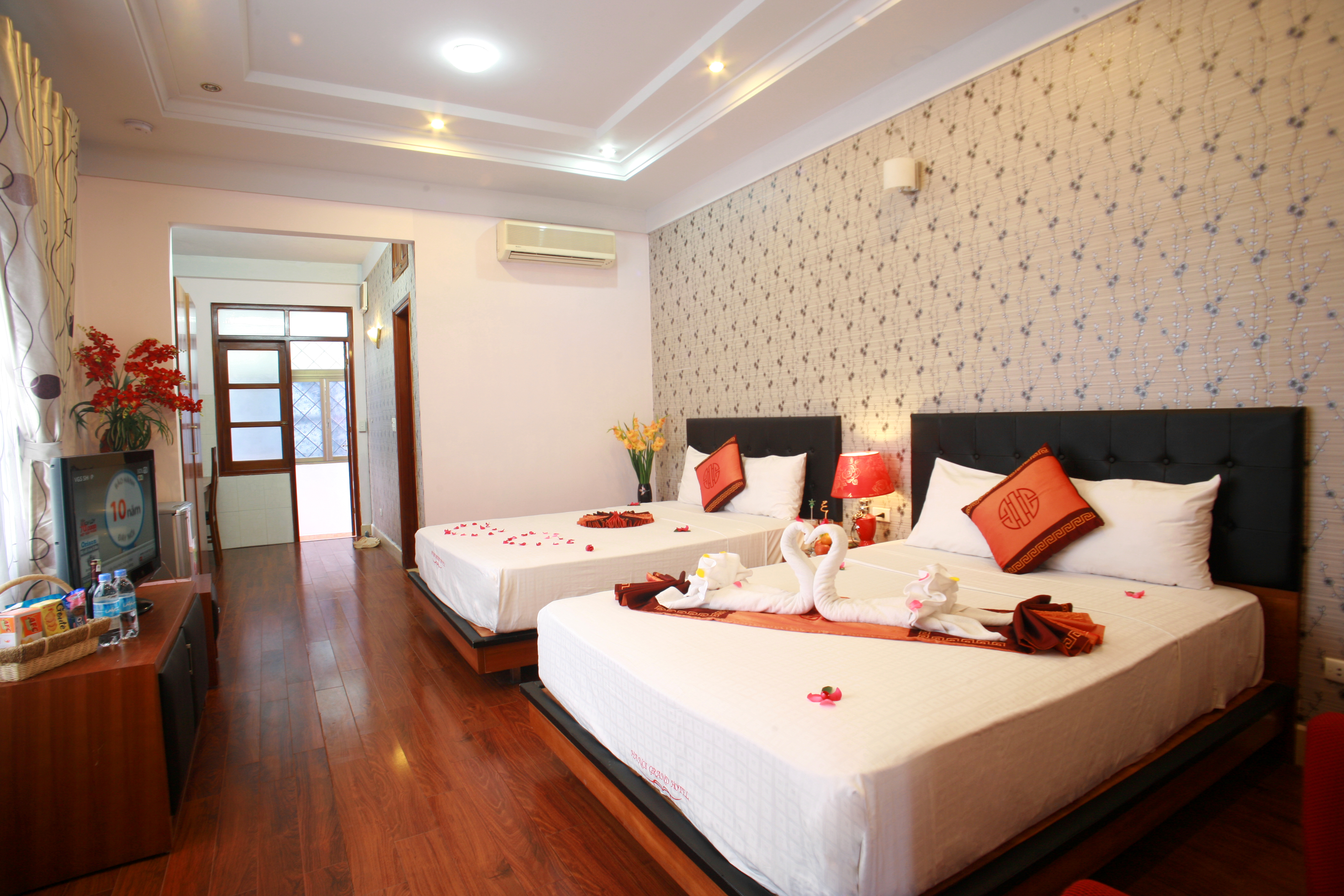 Quadruple with Views