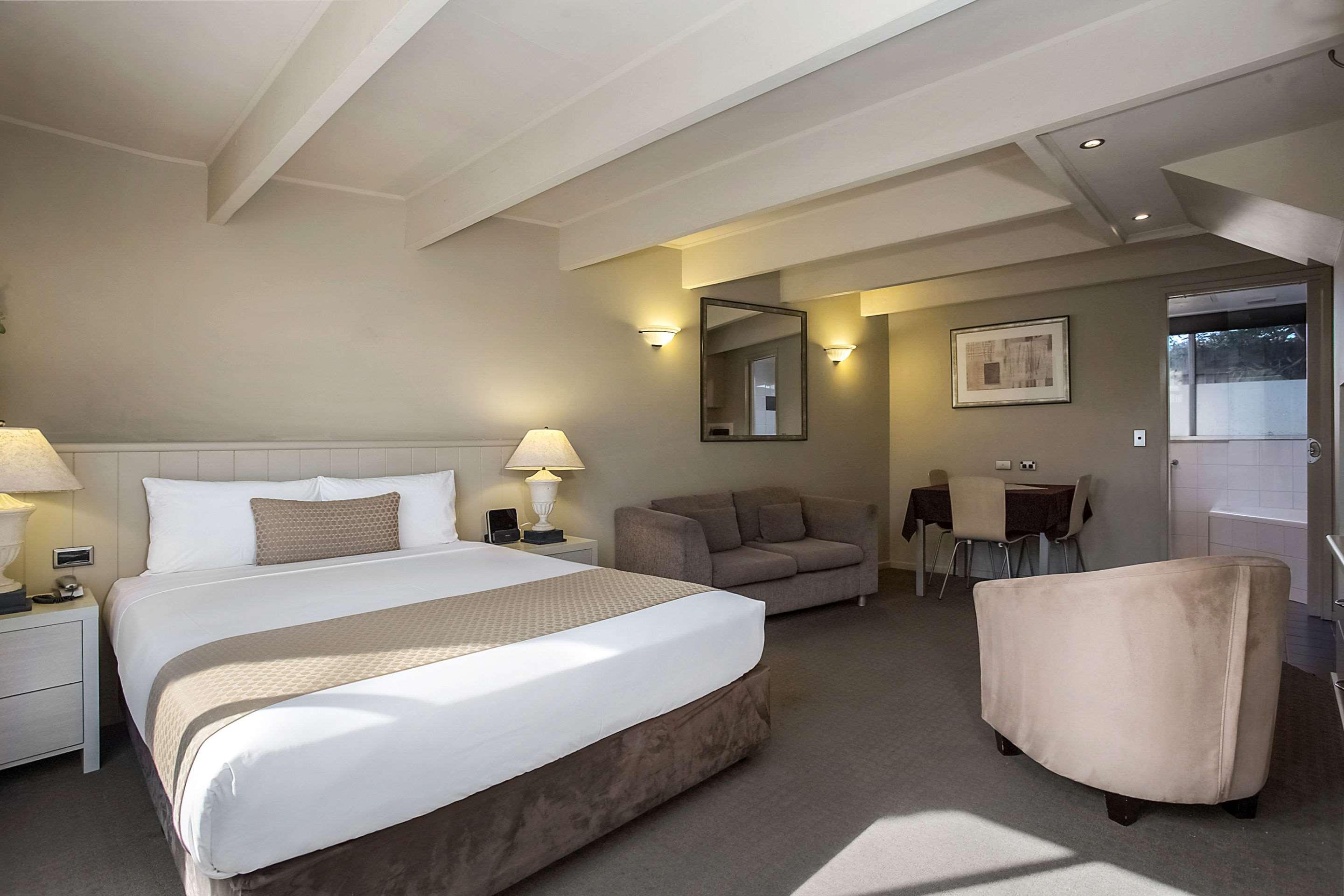 Suite Two Queen Beds