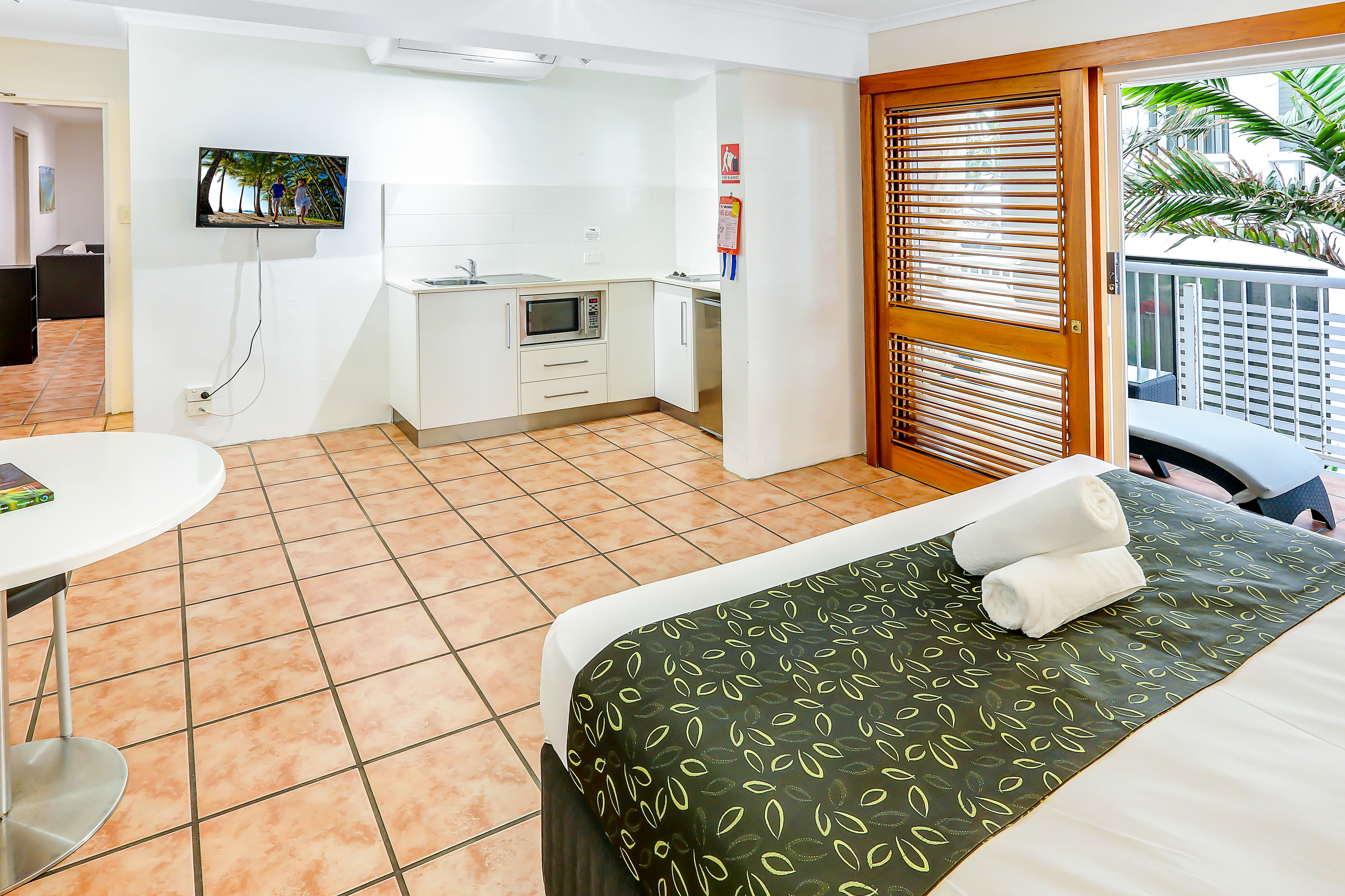 Studio Partial Ocean View