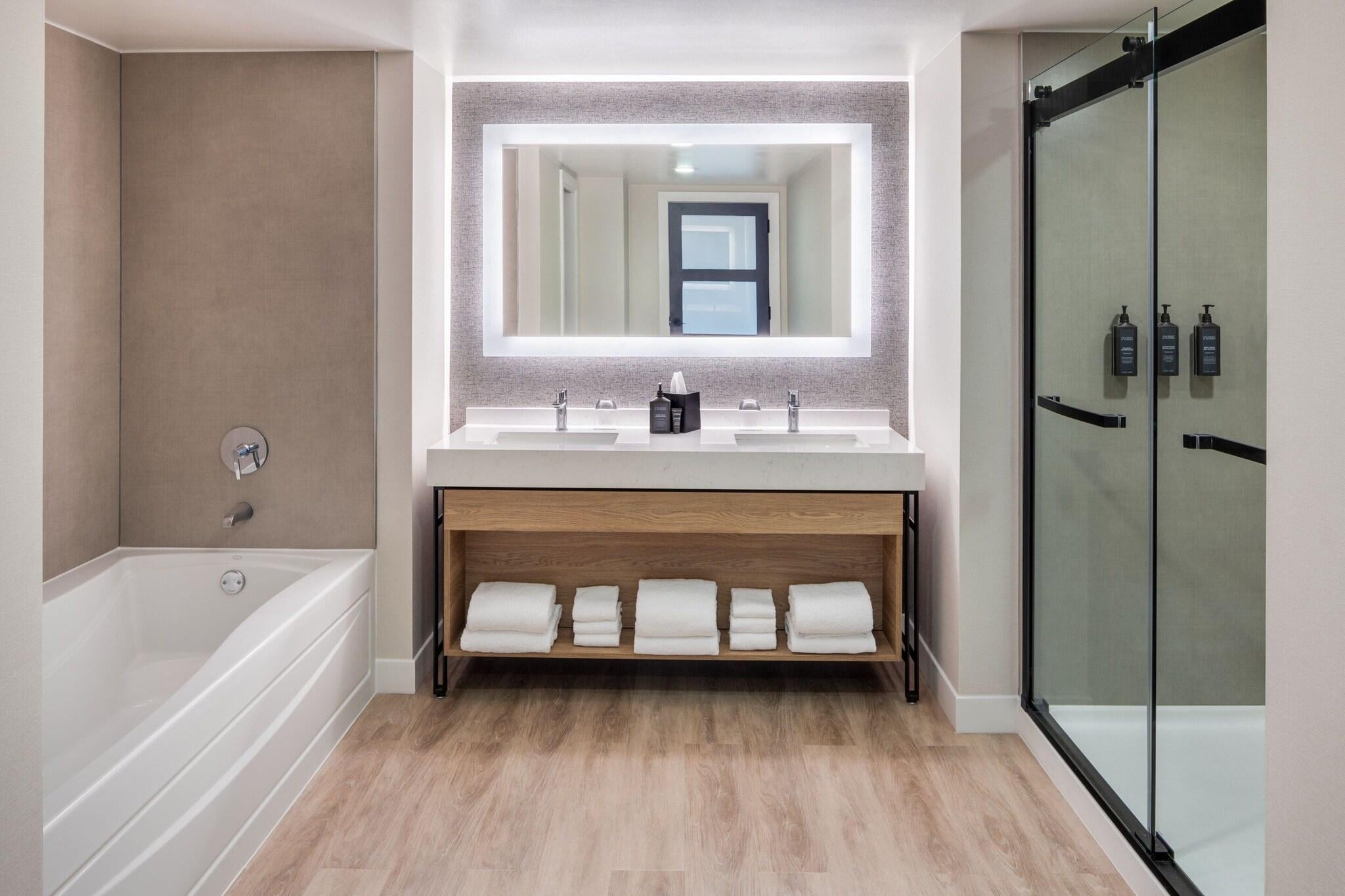 Suite Executive King Bed