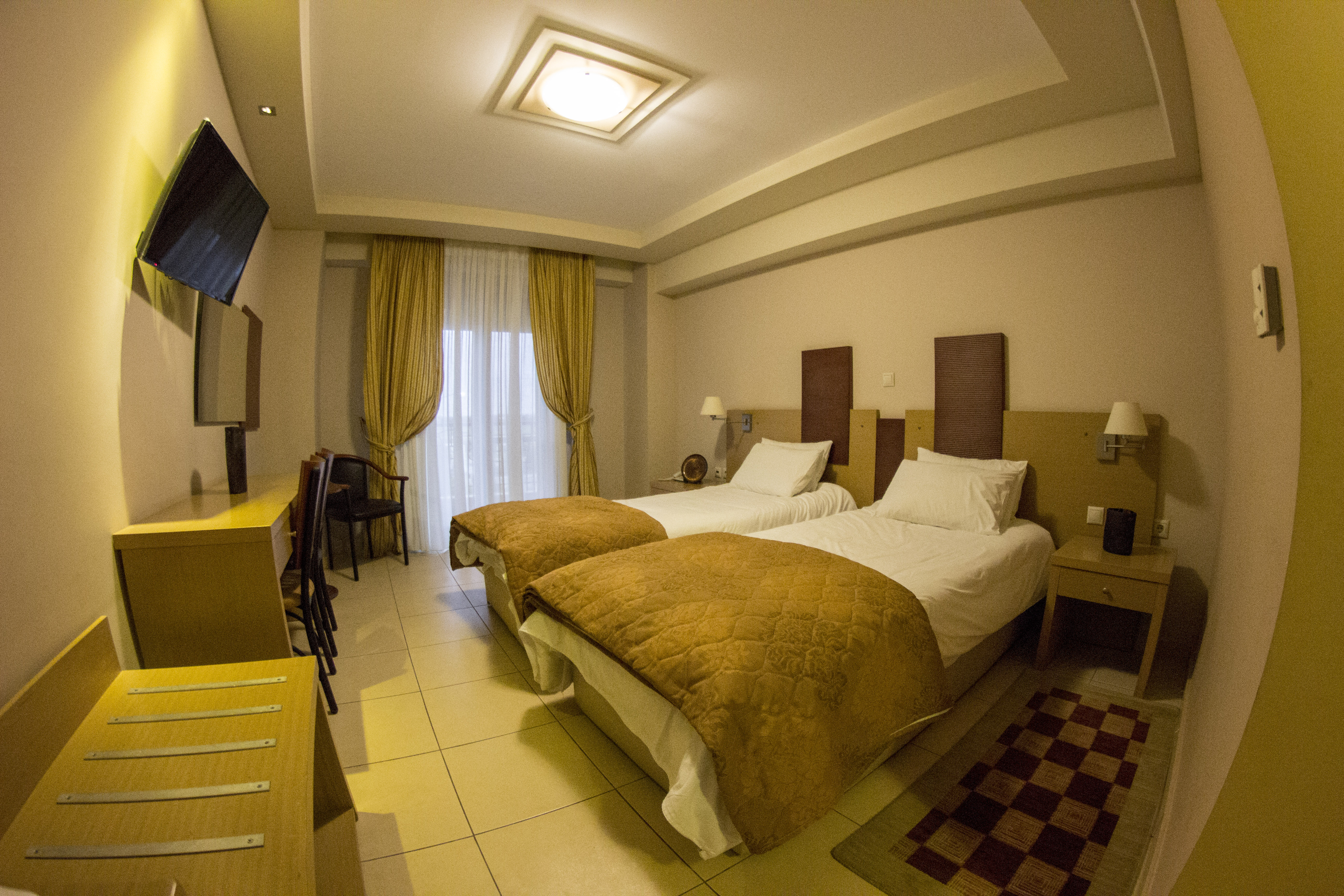 Double or Twin Standard