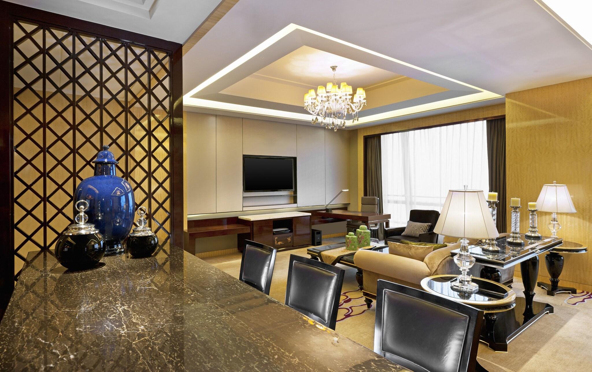 Double Executive King Bed