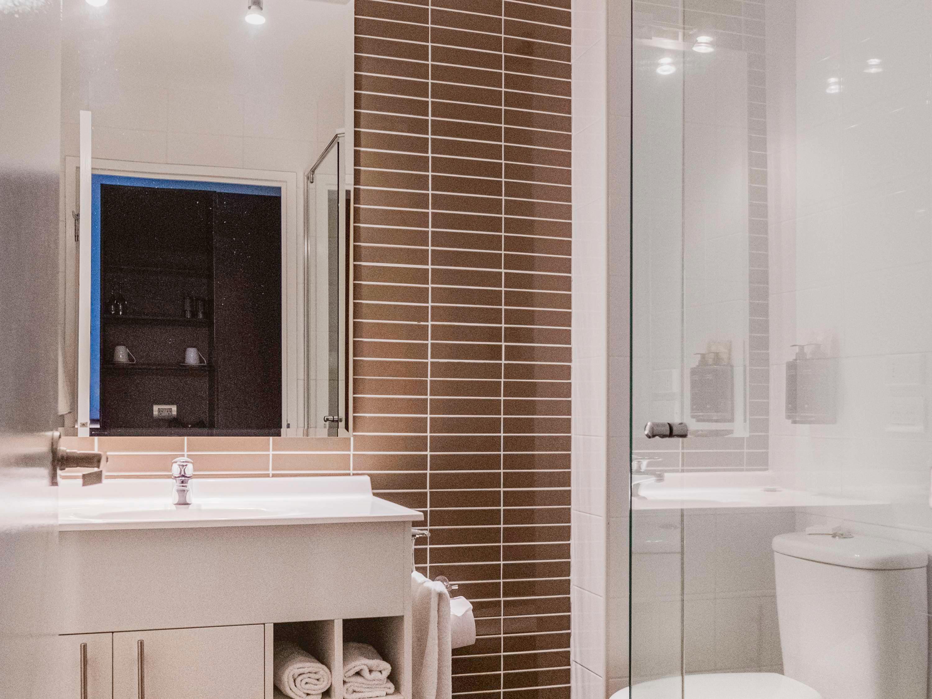 Double Superior Queen Bed