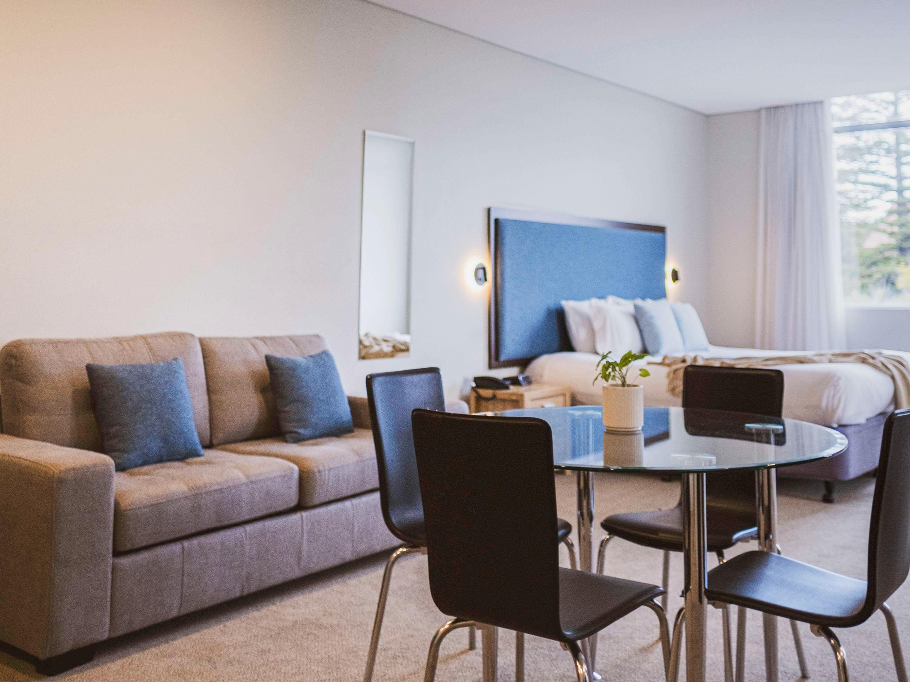 Double Deluxe King Bed