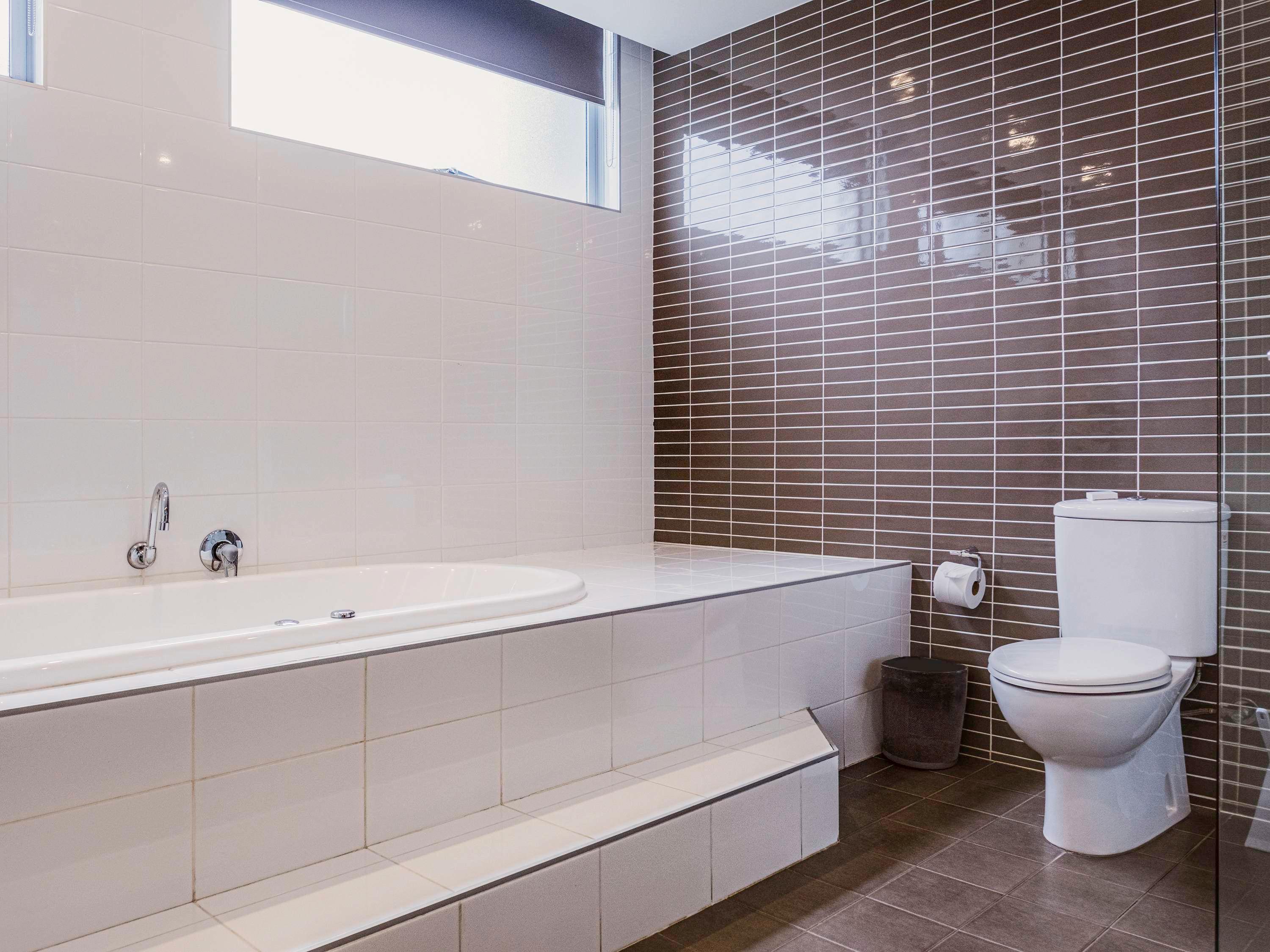 Double Deluxe King Bed