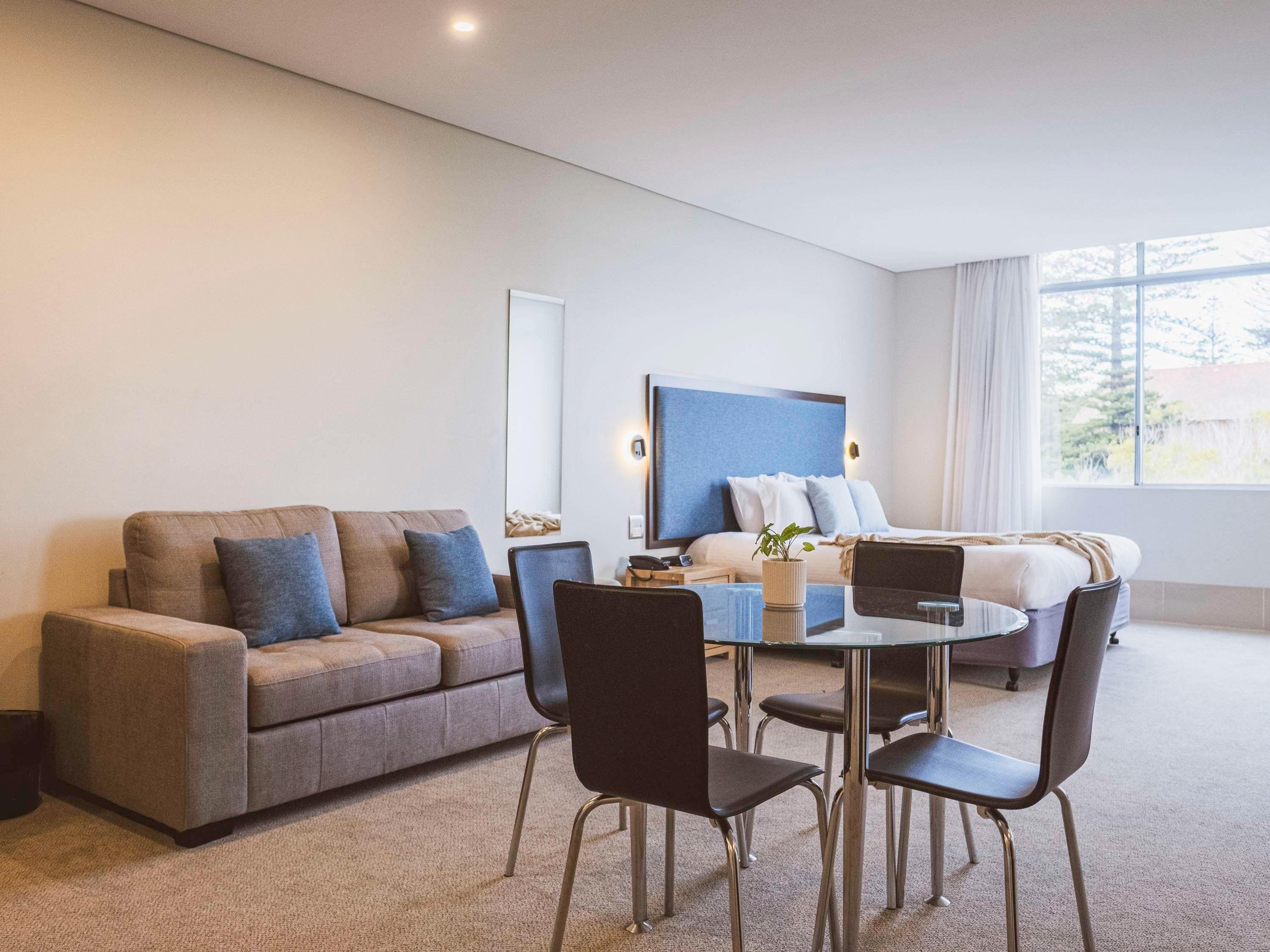 Double Superior Queen Bed