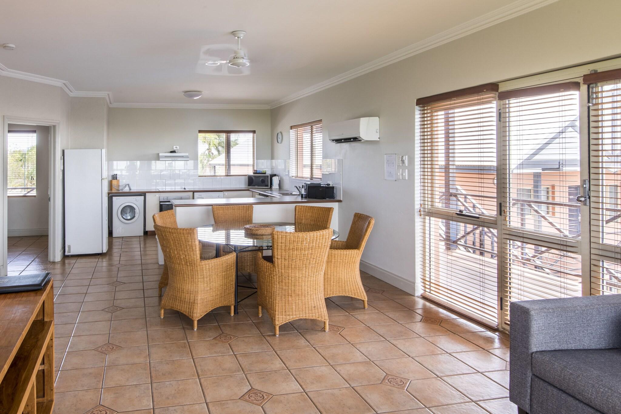 Apartment Queen Bed Two Bedrooms