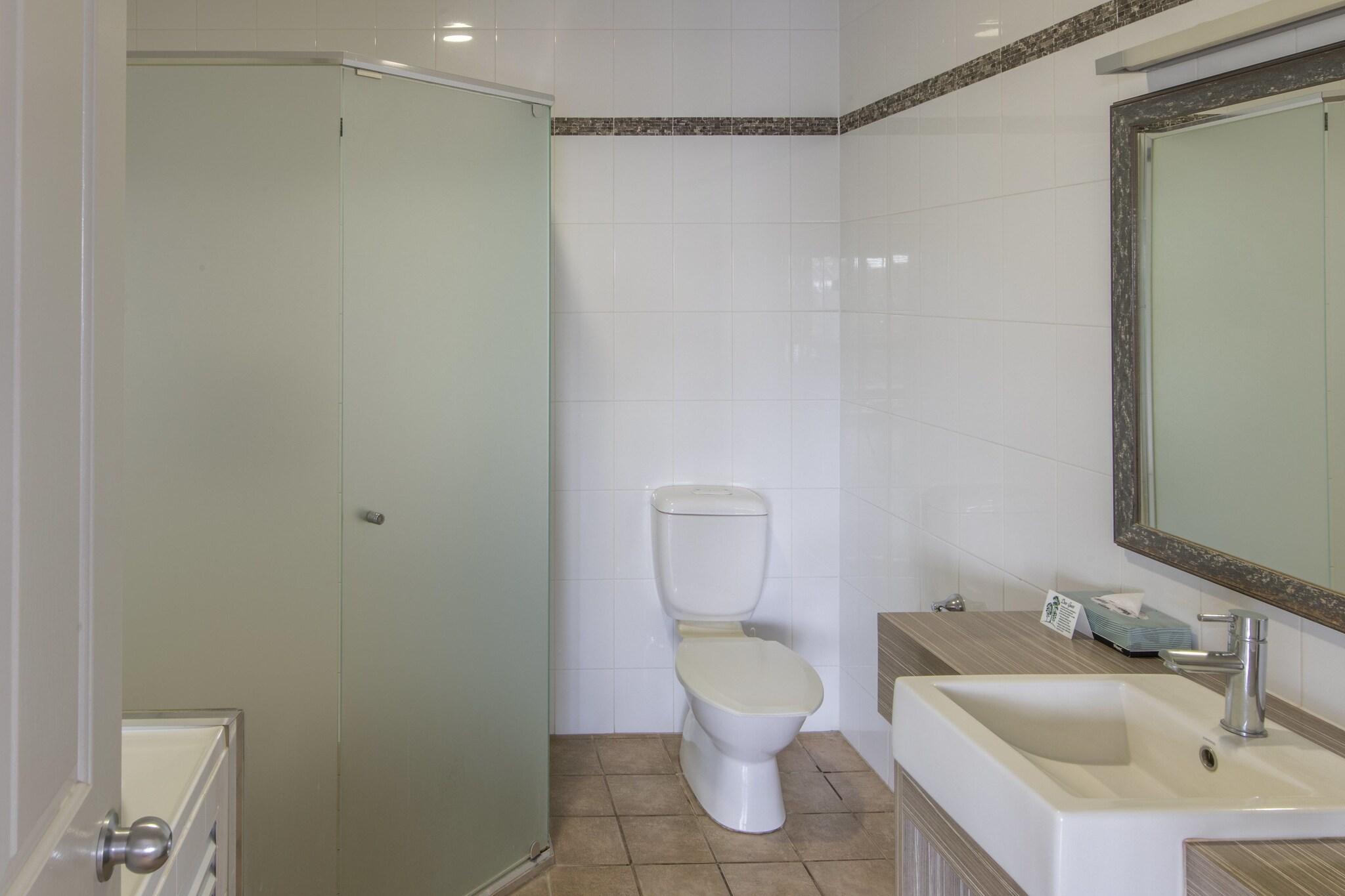 Apartment Queen Bed Two Bedrooms