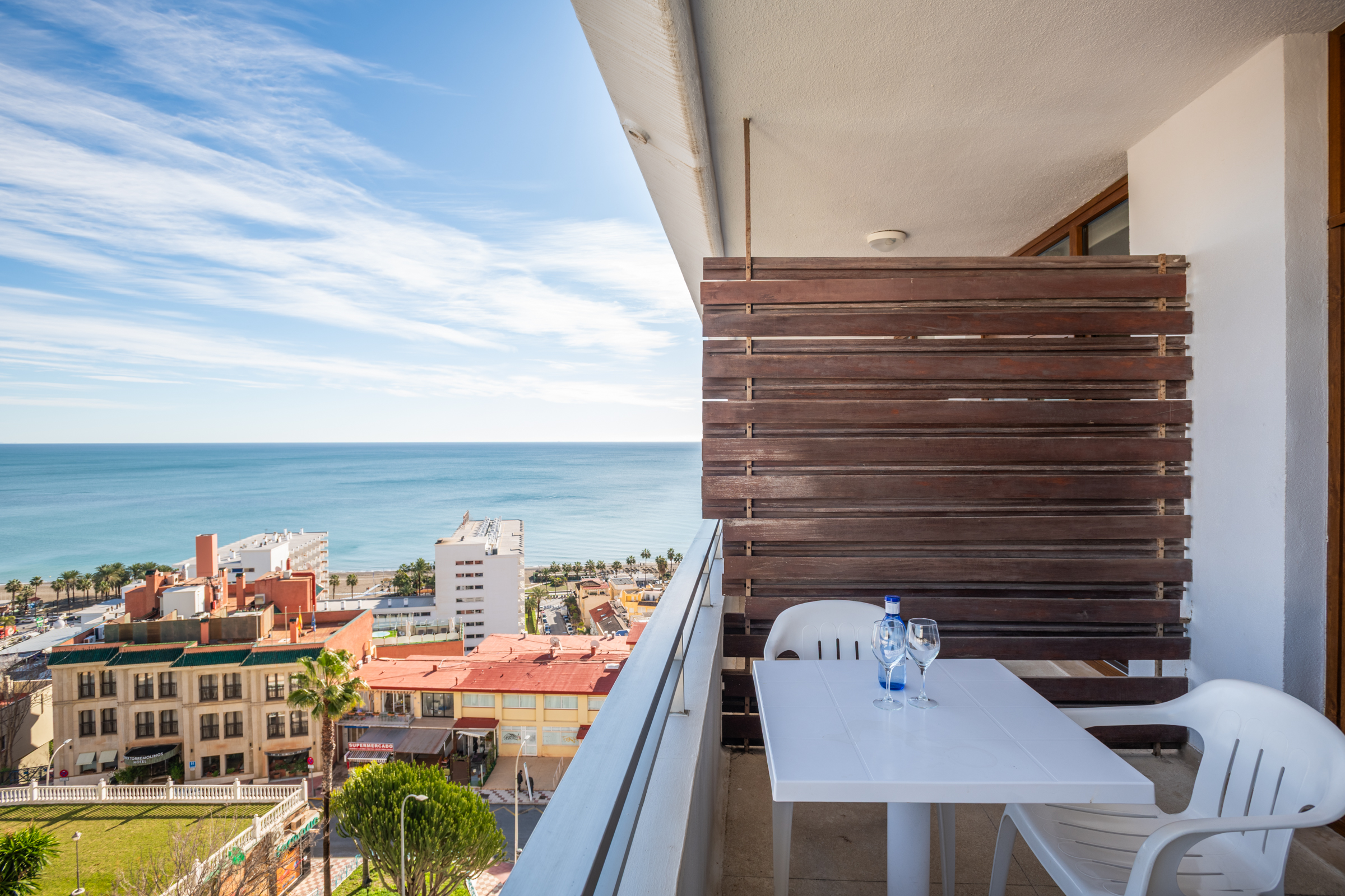 Triple Superior Side Sea View