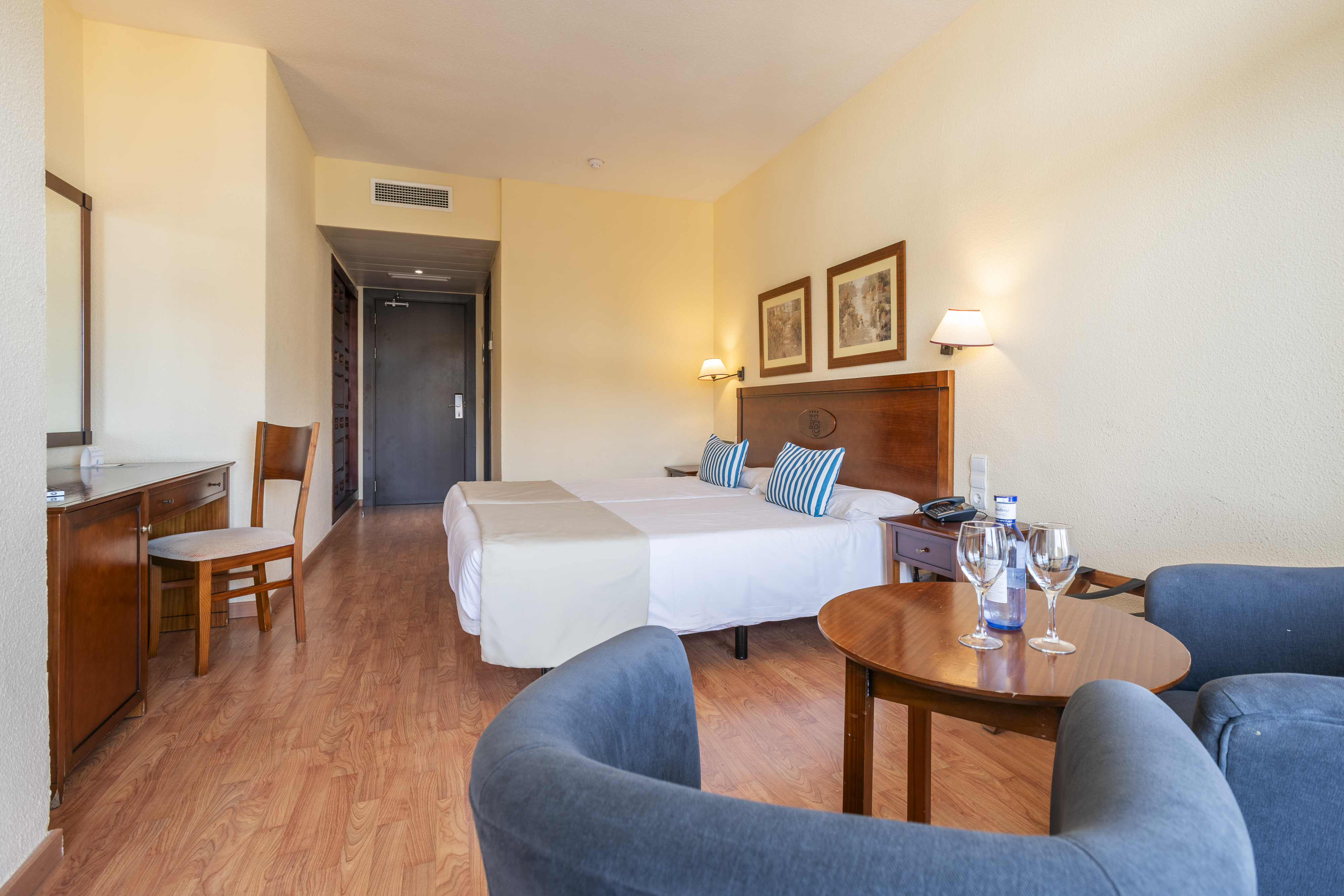 Double Superior Side Sea View