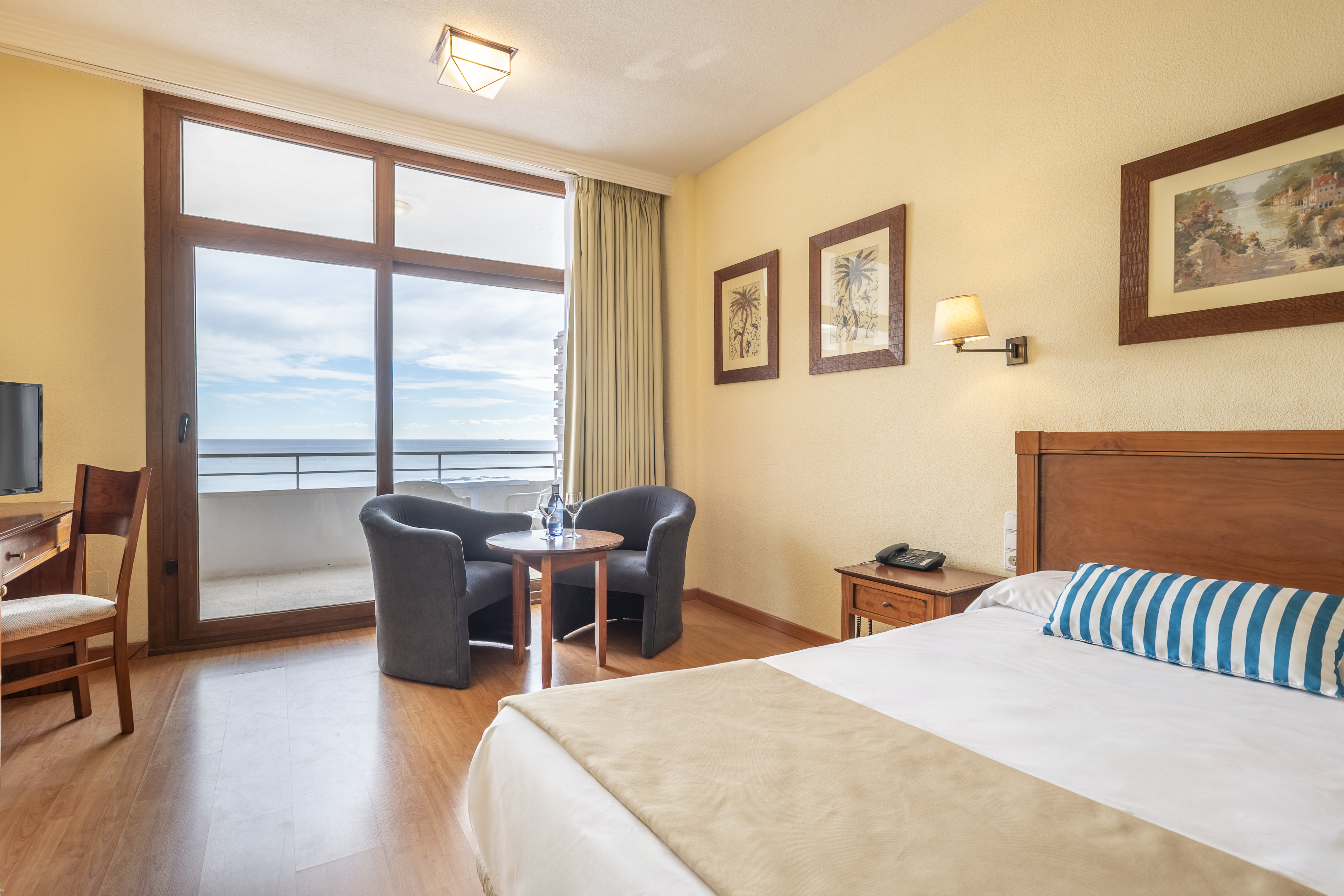 Single Deluxe Sea View