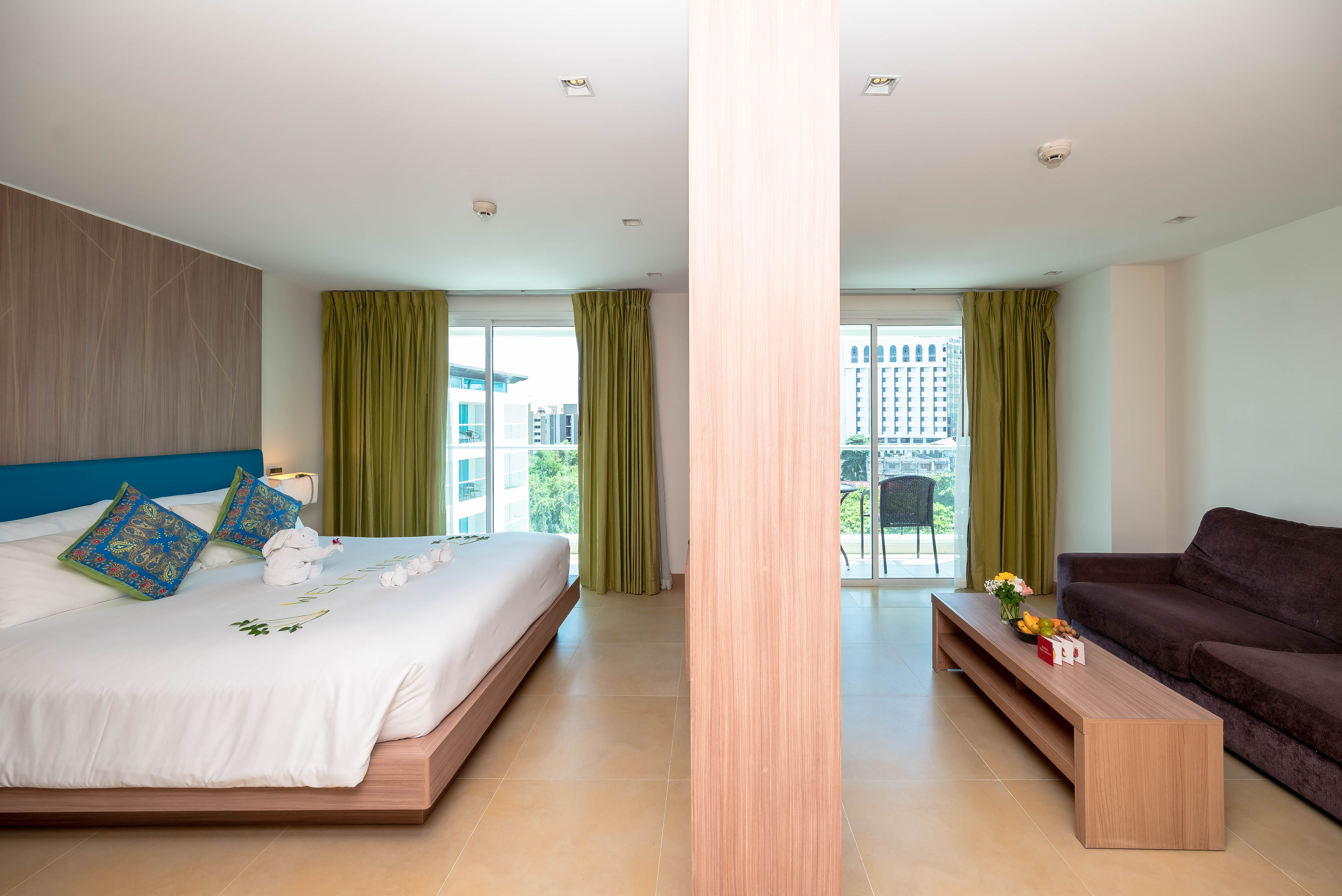 Suite King Bed One Bedroom 