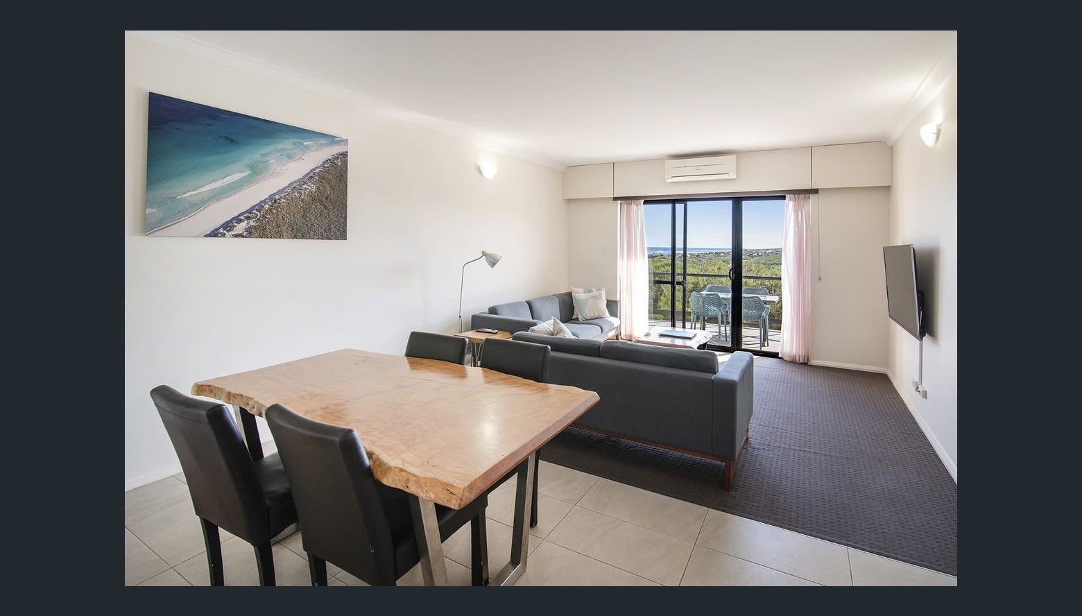 Apartment Two Bedrooms One Bathroom