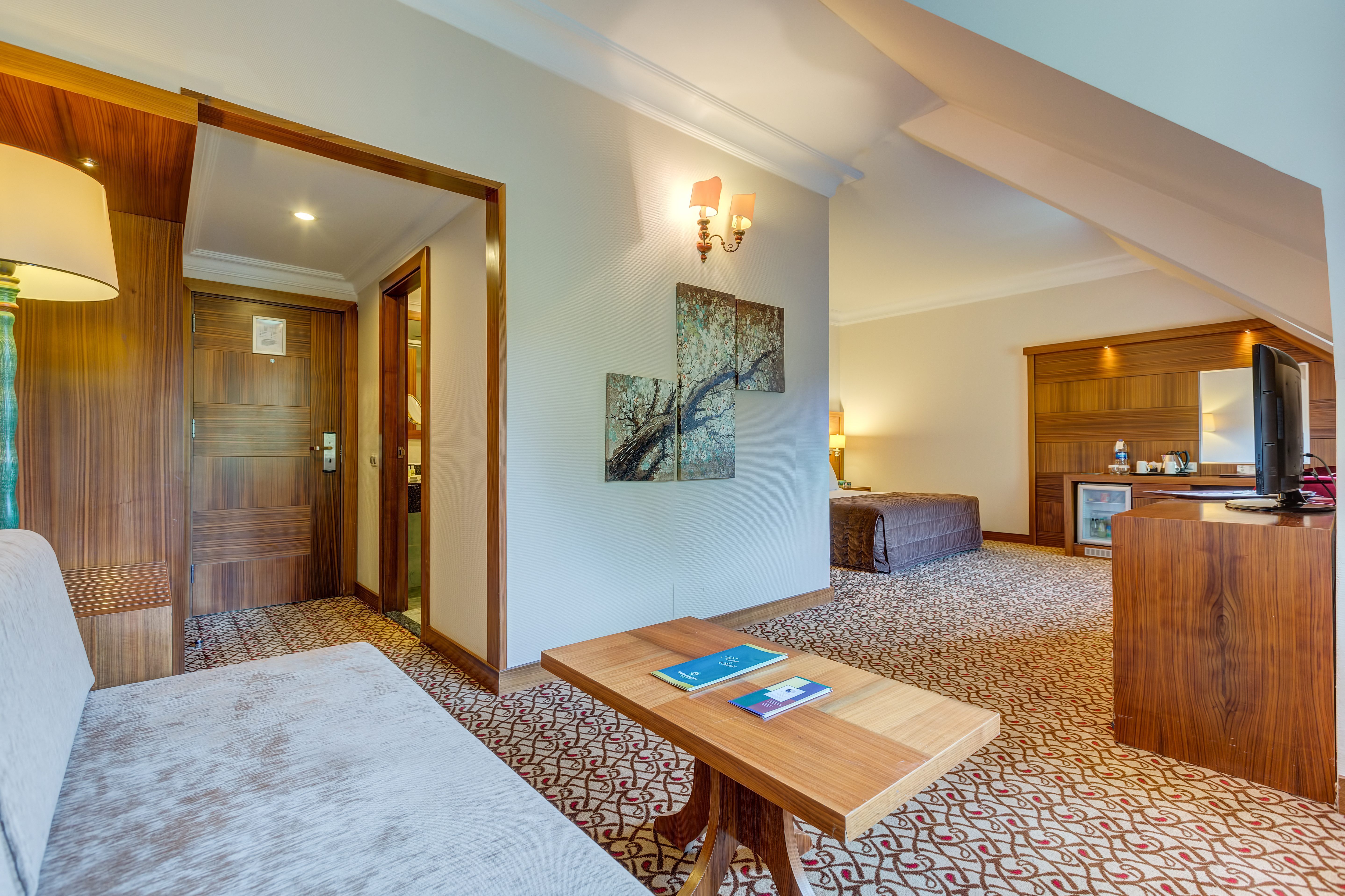 Double Deluxe Mountain View