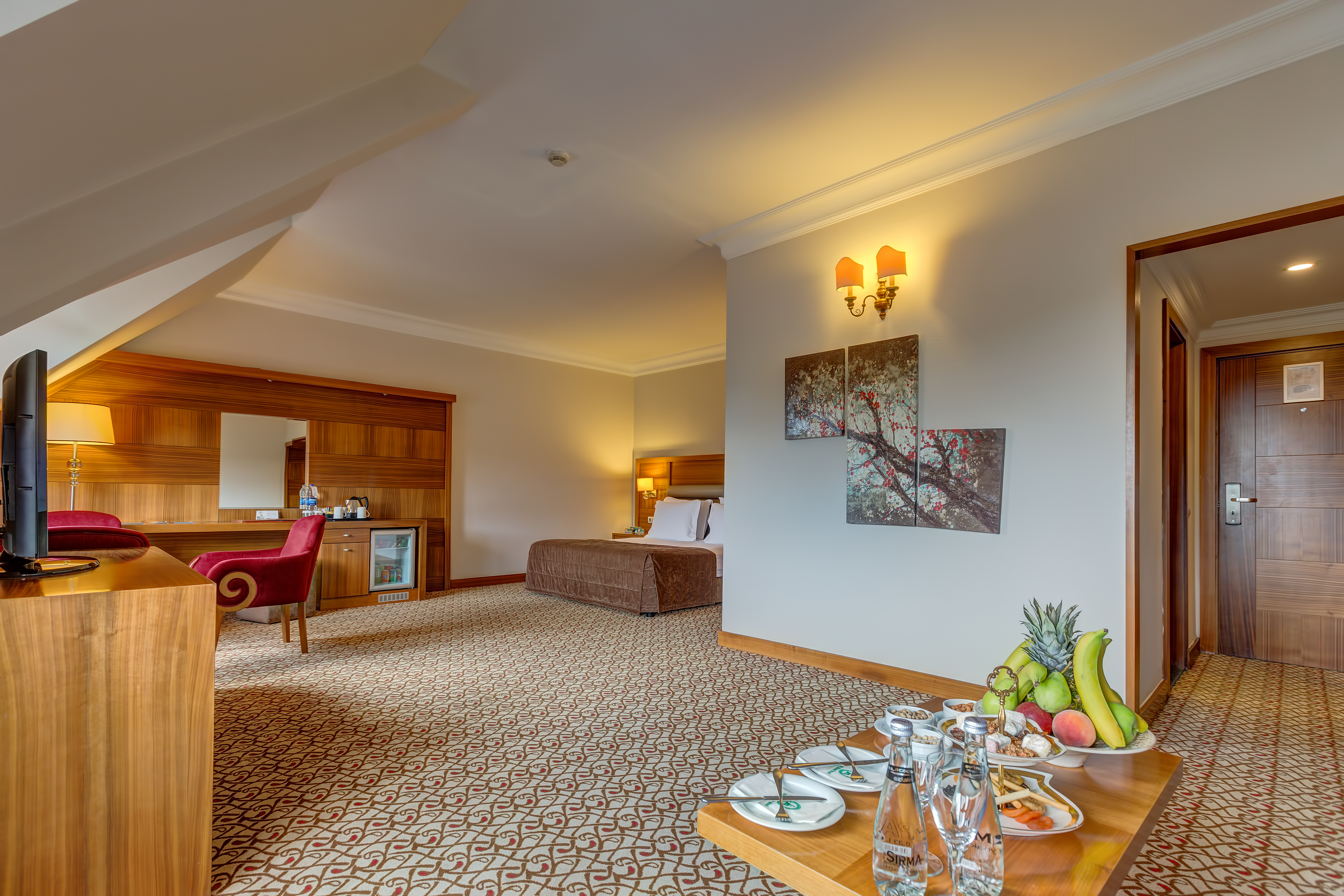 Double Deluxe Lake View