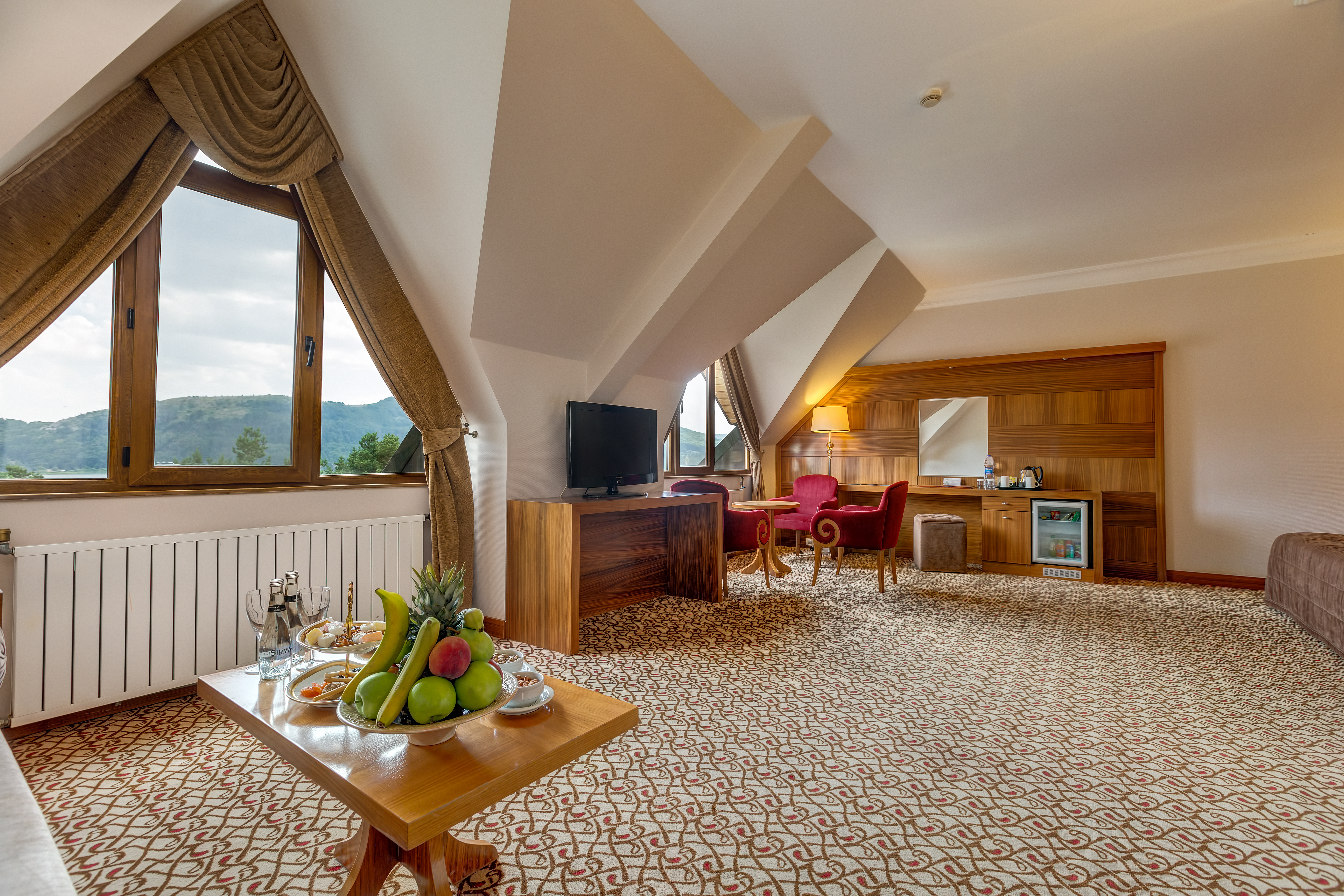 Double Deluxe Lake View