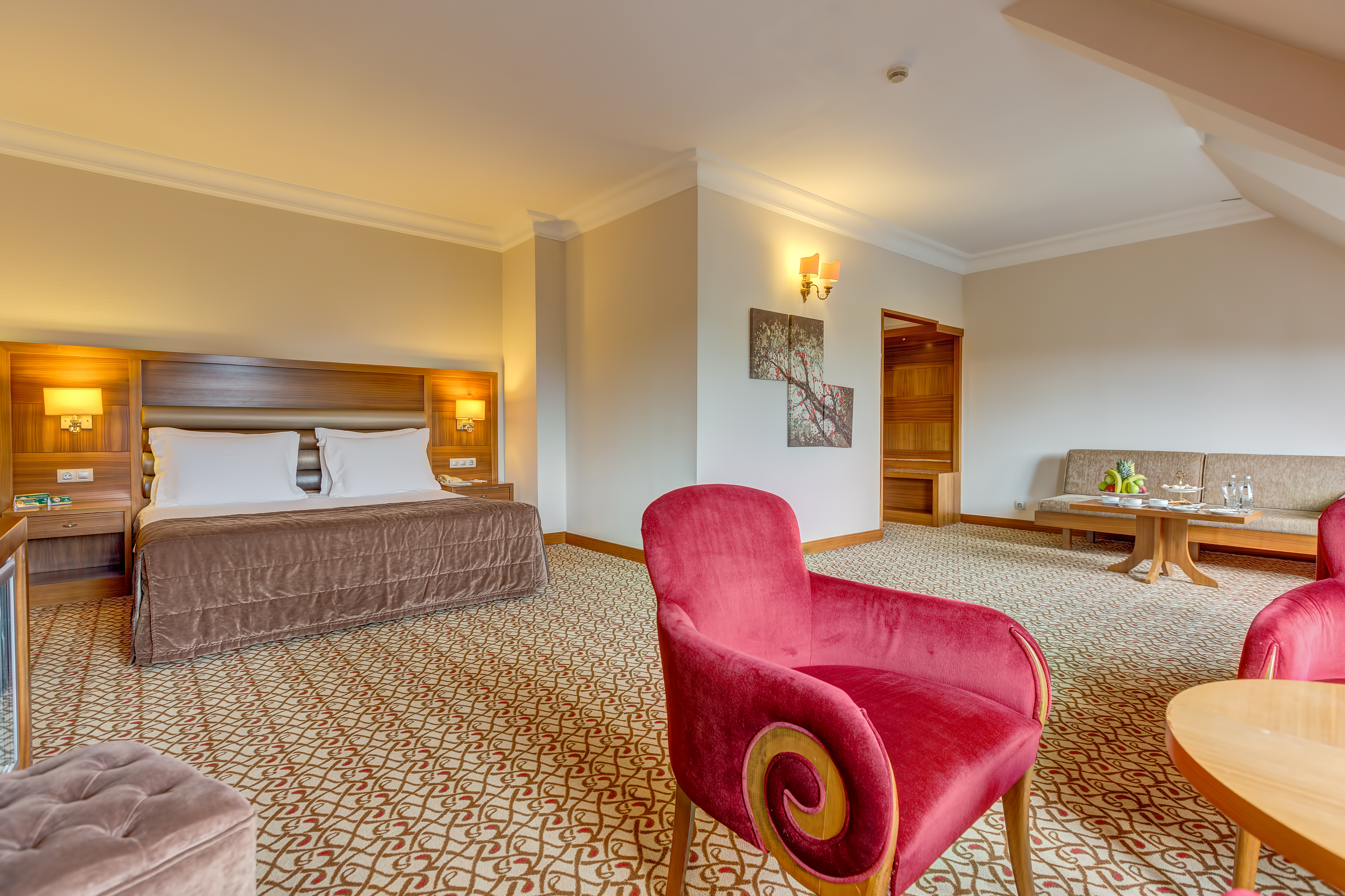 Single Deluxe Lake View