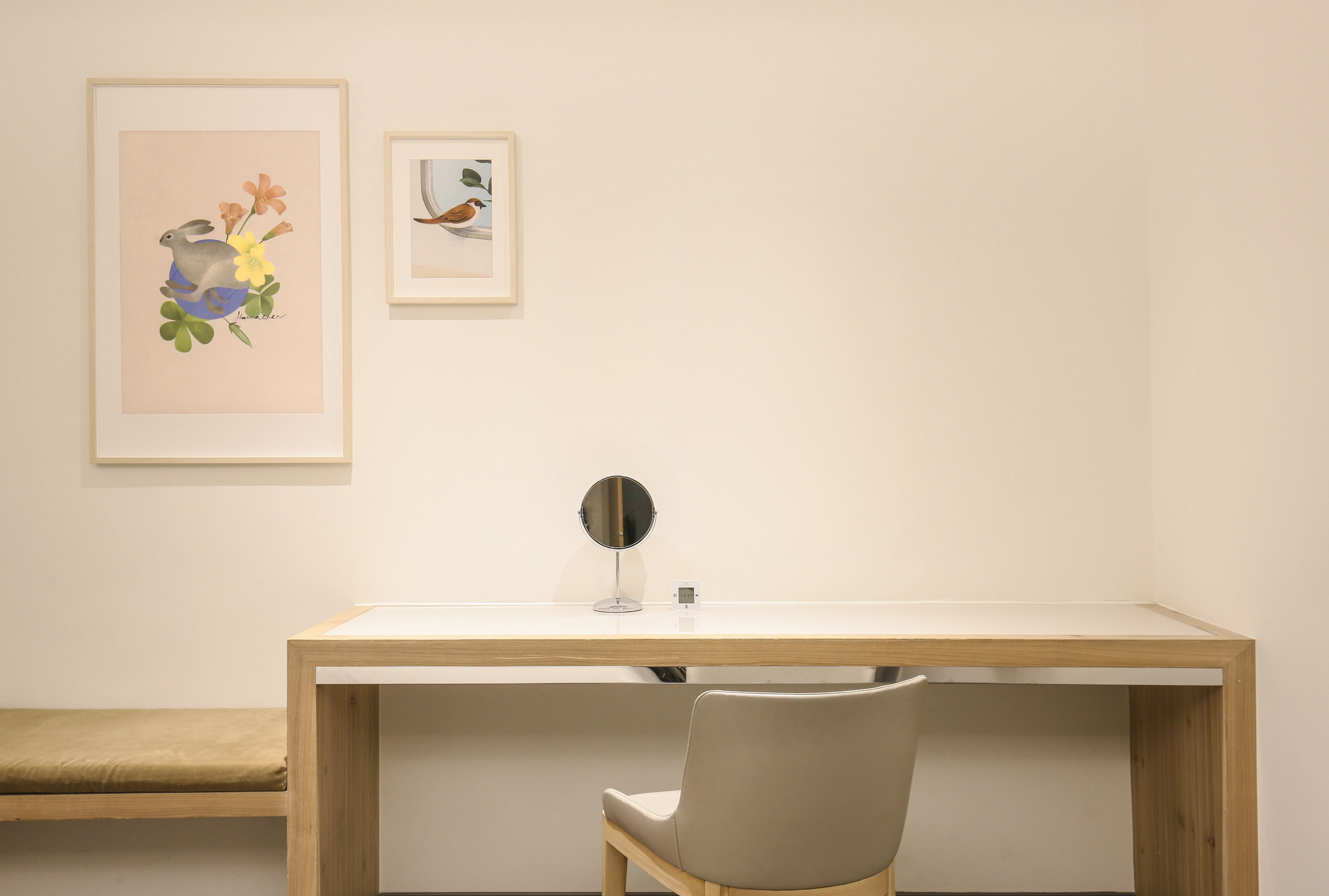 Double Deluxe King Bed