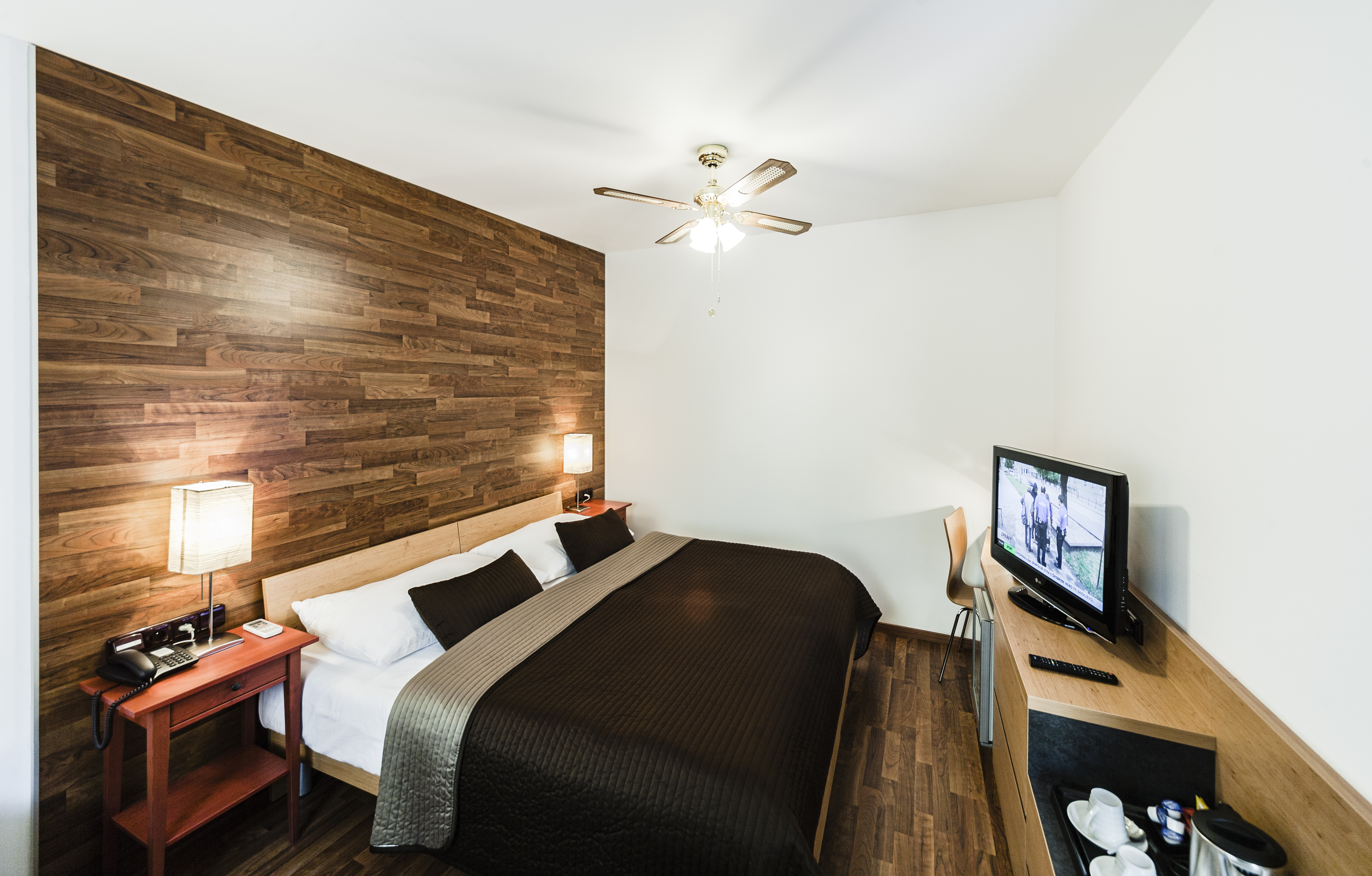 Double or Twin Standard