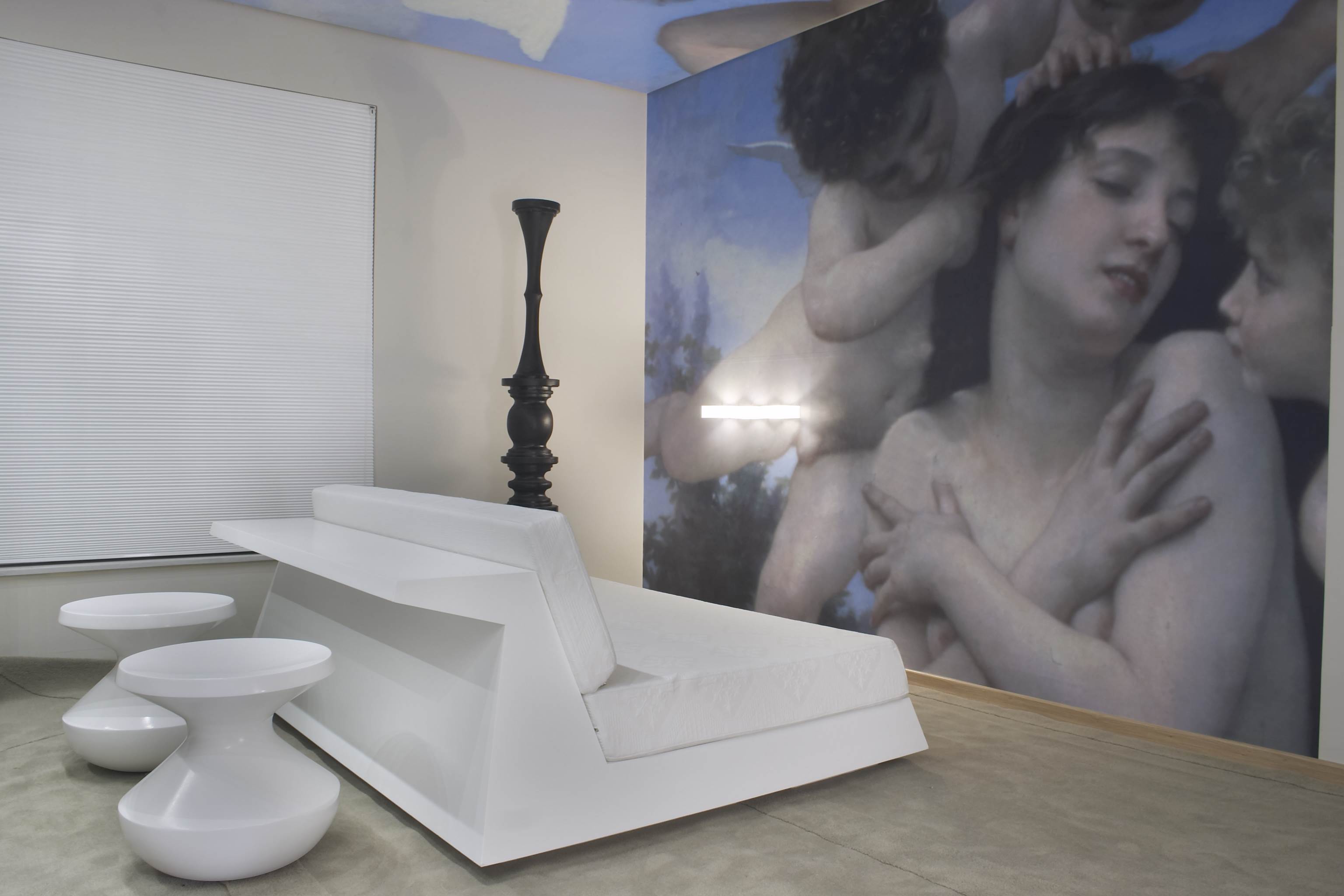 Single Executive King Bed